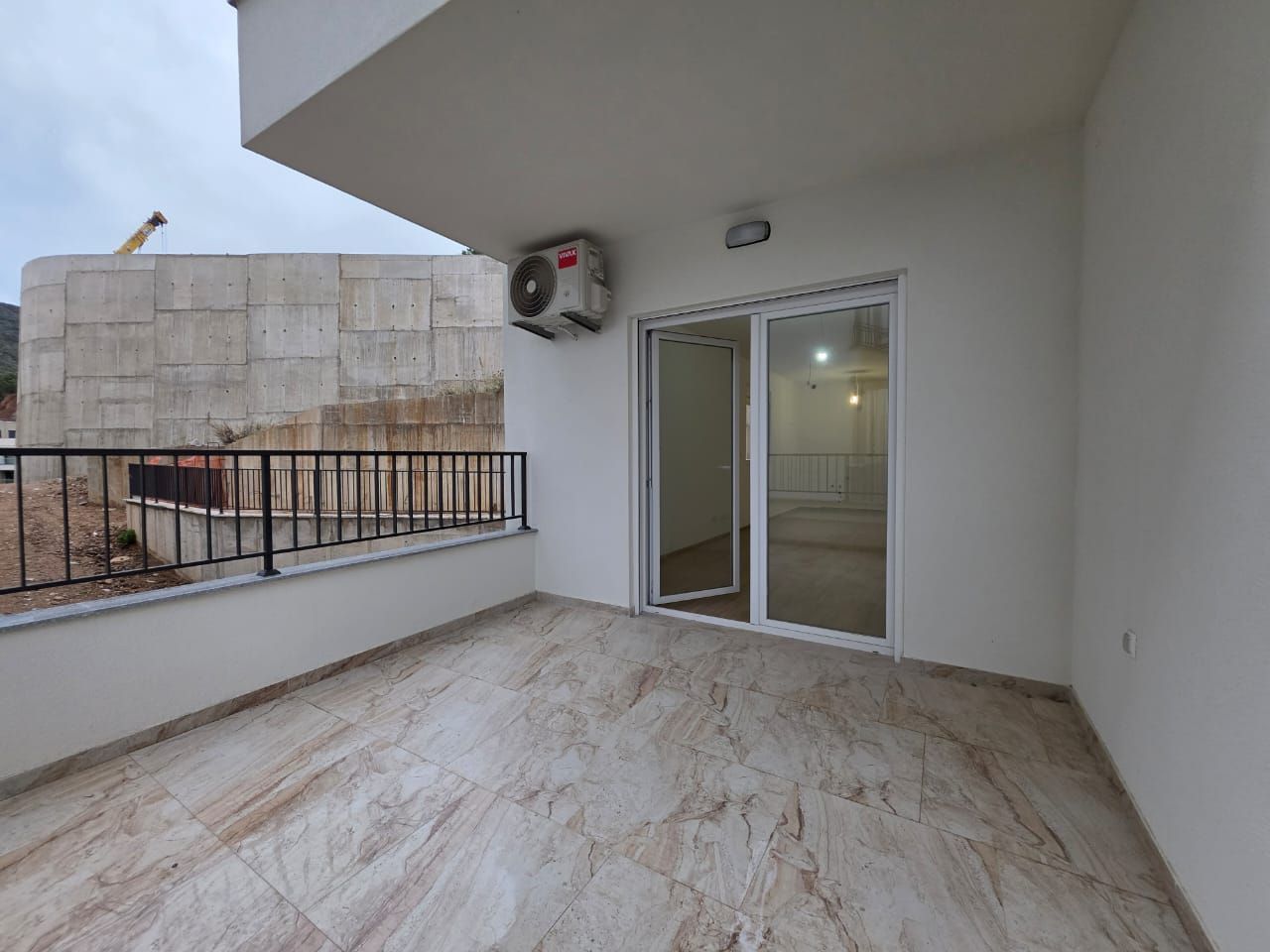 Prodaja novog jednosobnog stana 65m2 – Dubovica, Budva - Amfora Real Estate