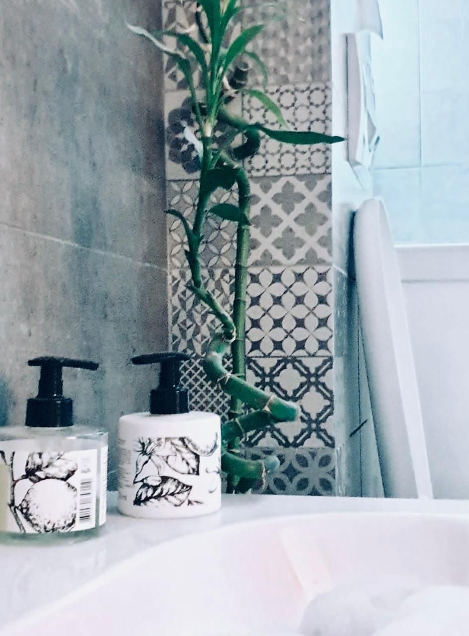 Izdavanje luksuznog trosobnog duplex stana 130 m² sa parkingom i teretanom– Mazina, Tivat - Amfora Real Estate