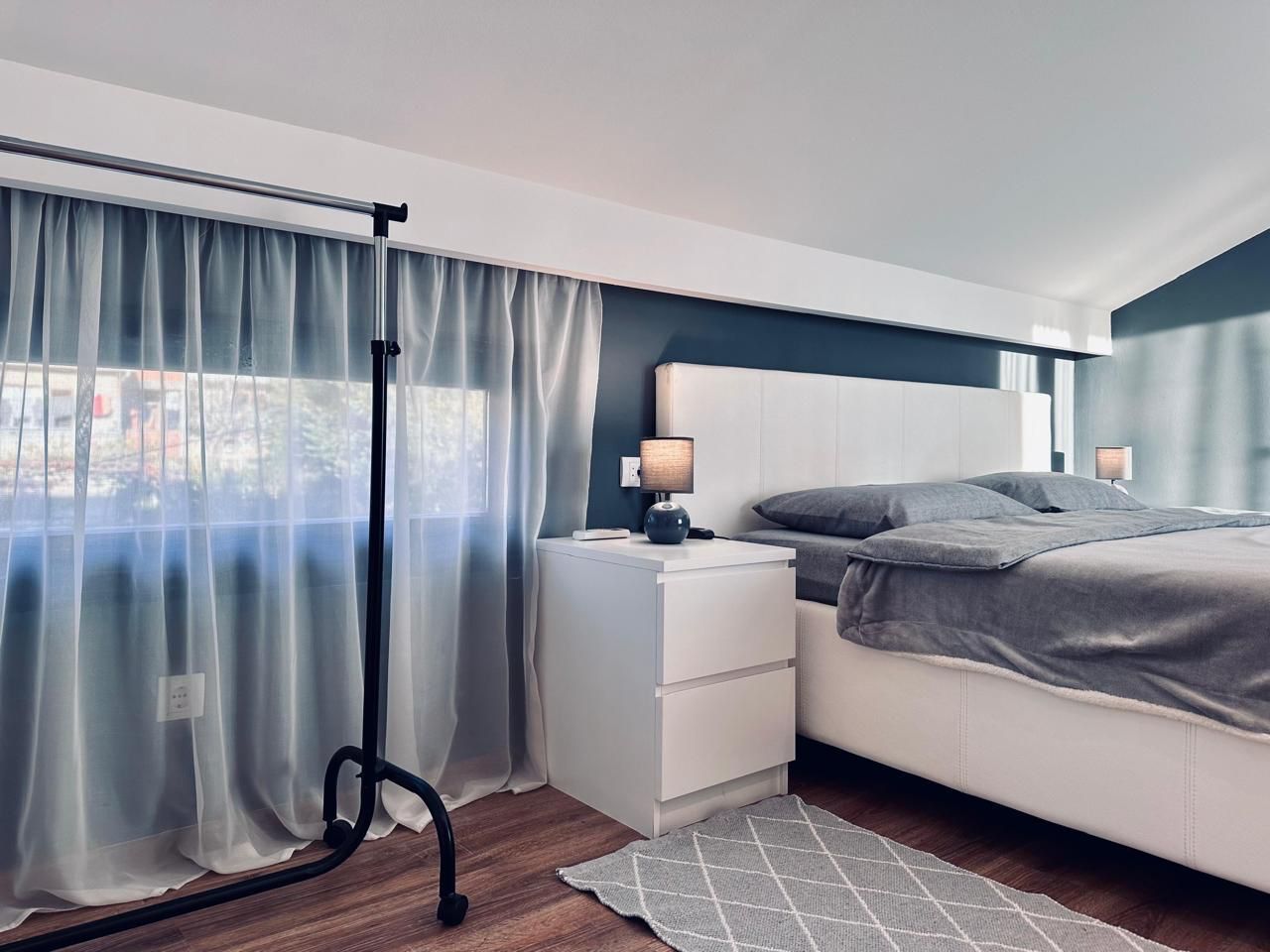 Izdavanje luksuznog trosobnog duplex stana 130 m² sa parkingom i teretanom– Mazina, Tivat - Amfora Real Estate