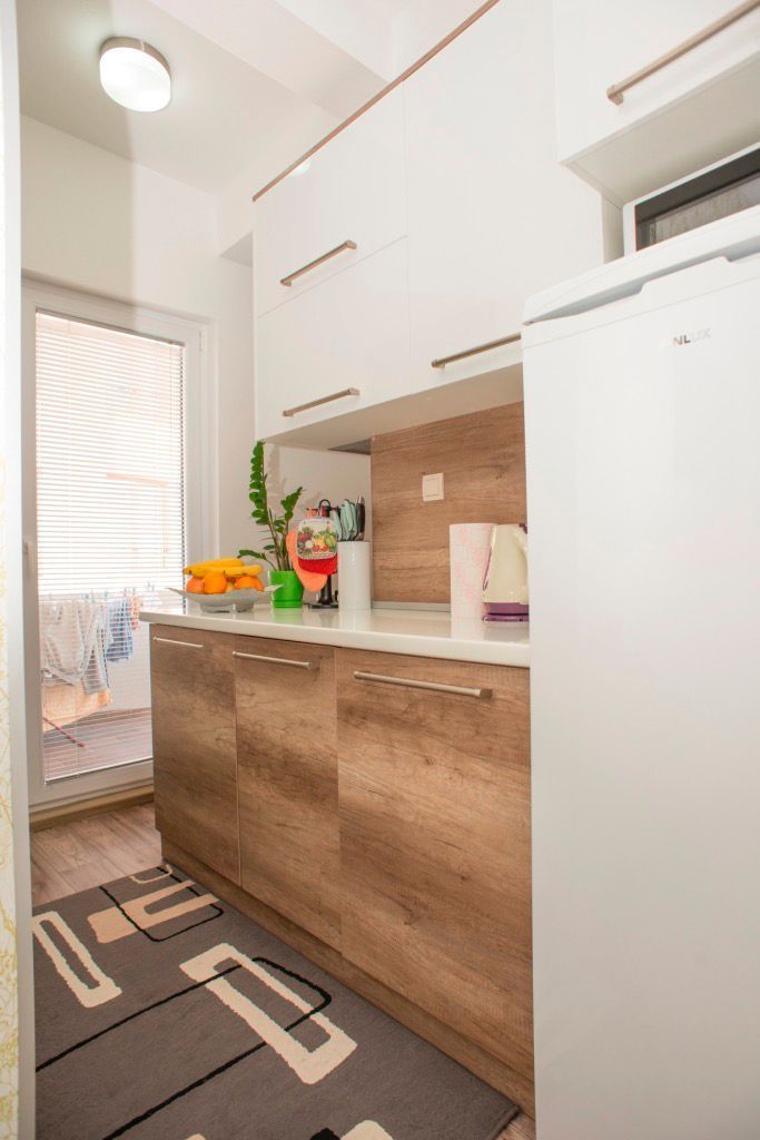 Izdaje se jednosoban stan 42m² sa pogledom na more – Bečići, Budva (na period do 15.05.2026,svi racuni ukljuceni u cenu) - Amfora Real Estate