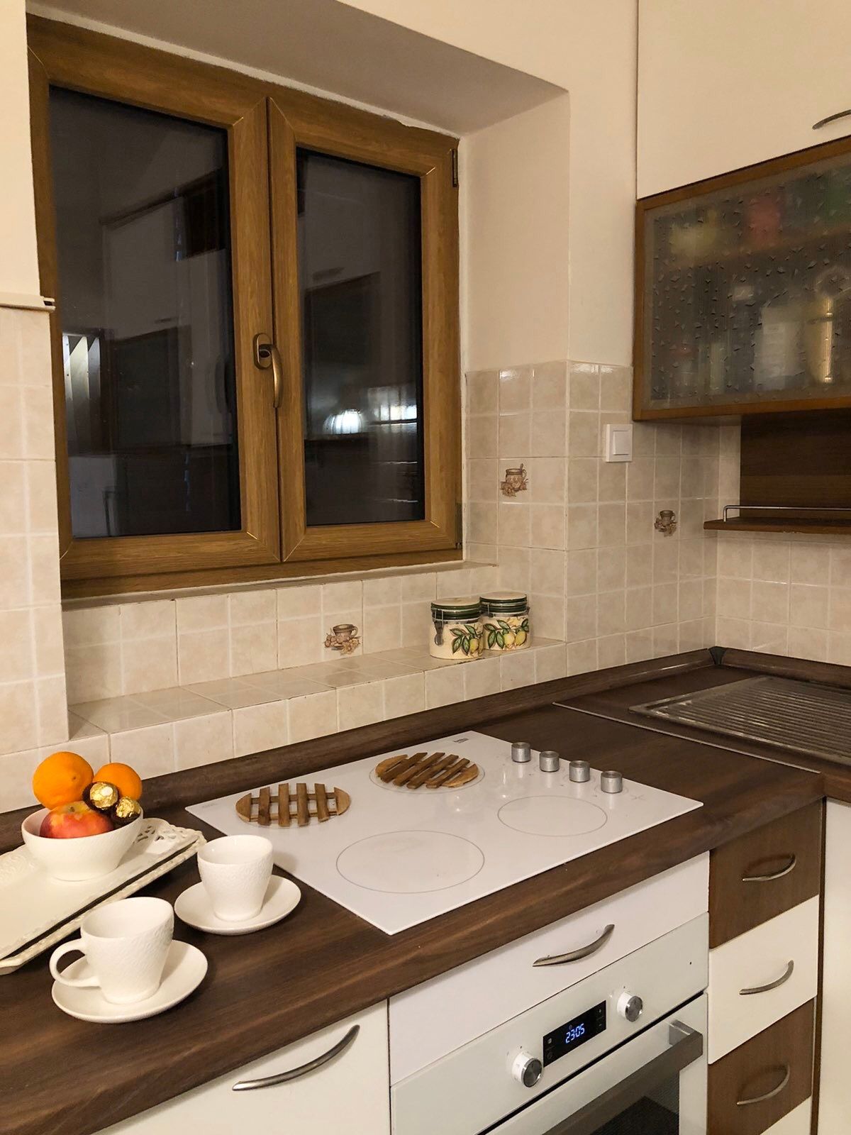 Prodaja dvosobnog stana 50 m² + vrt 30 m² – Stari Grad, Kotor - Amfora Real Estate