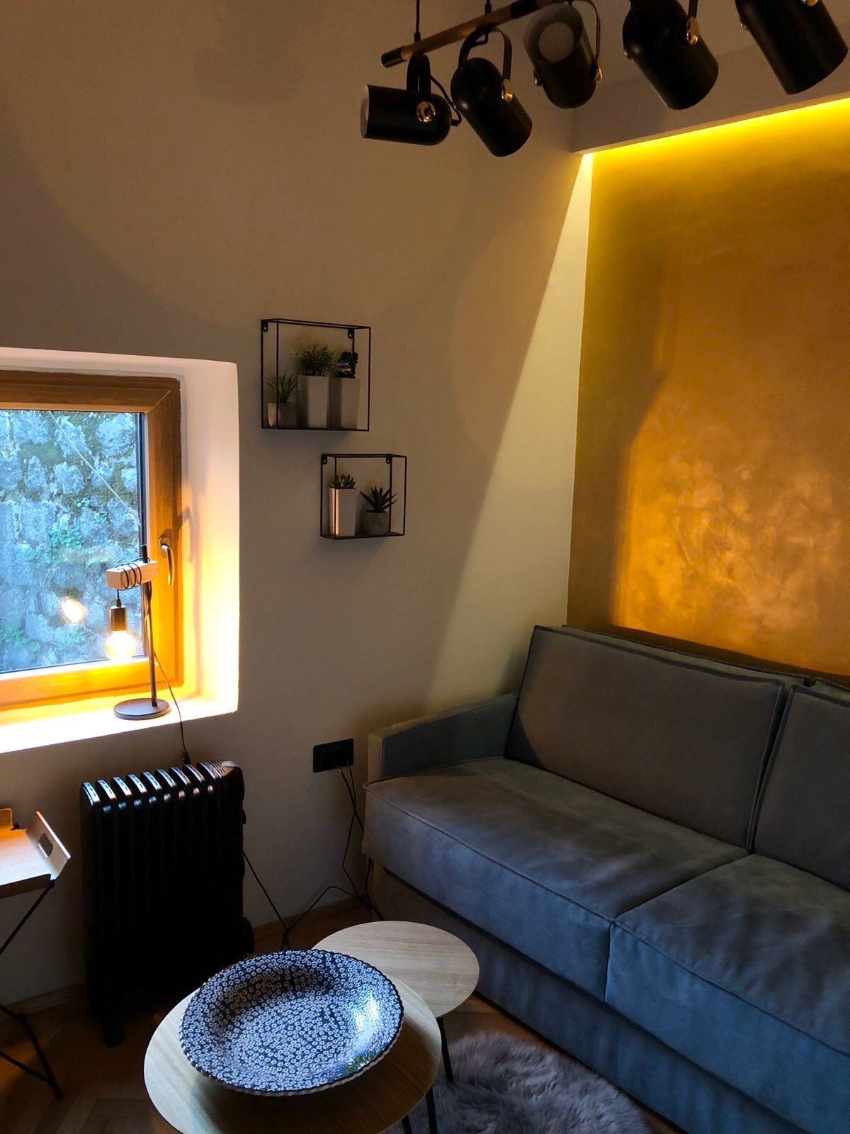 Prodaja dvosobnog stana 50 m² + vrt 30 m² – Stari Grad, Kotor - Amfora Real Estate