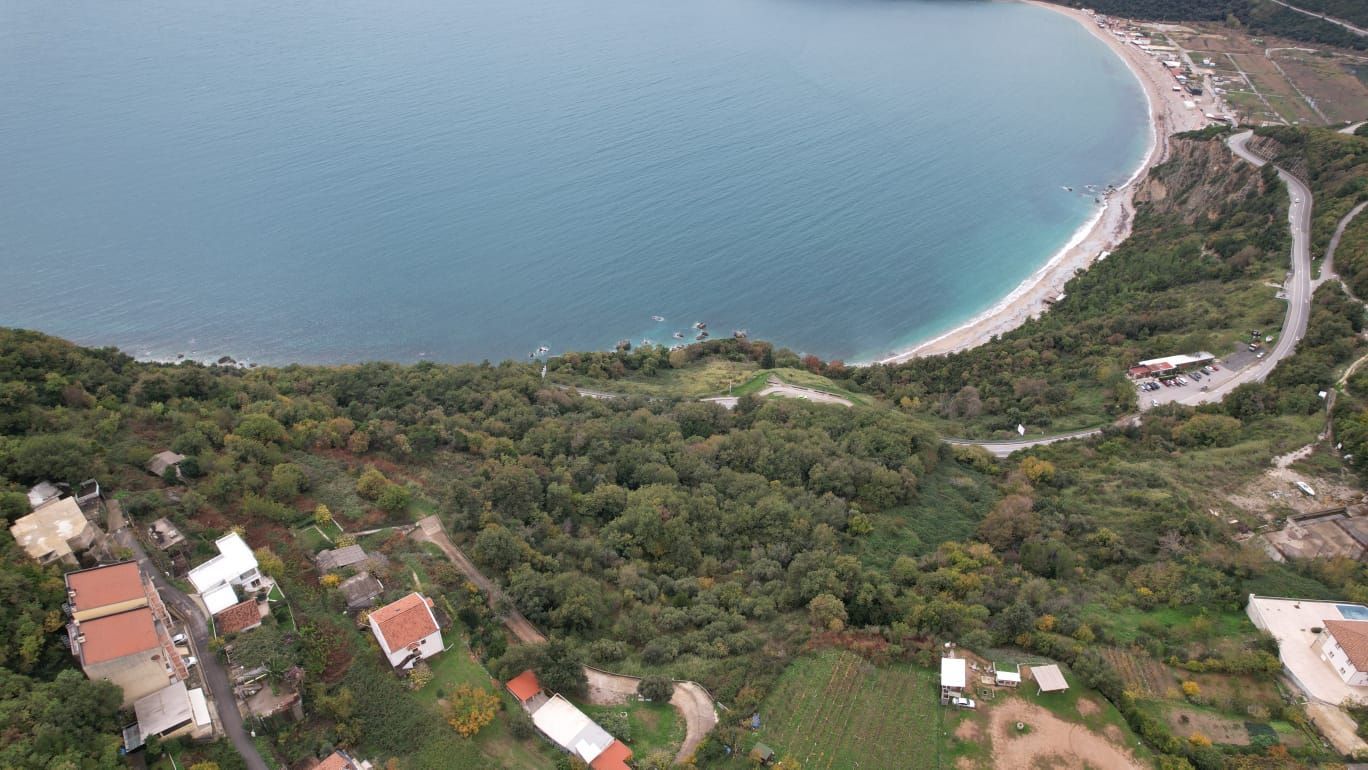 Prodaja atraktivnog zemljišta 5100m² sa nezagradivim pogledom na more – Prijevor, Budva - Amfora Real Estate