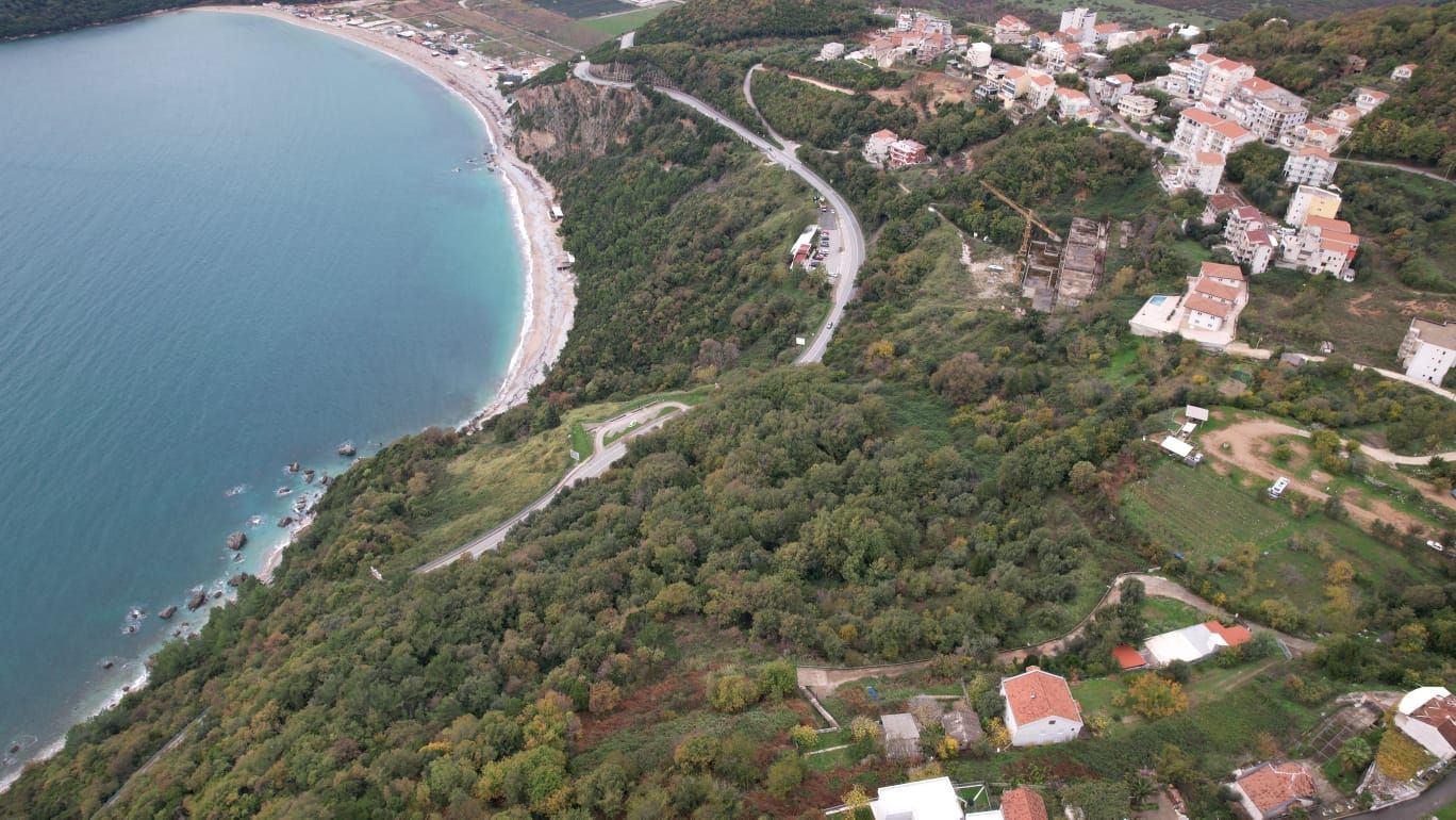 Prodaja atraktivnog zemljišta 5100m² sa nezagradivim pogledom na more – Prijevor, Budva - Amfora Real Estate