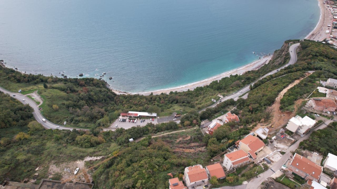 Prodaja neurbanizovanog zemljišta 1000m² sa pogledom na more – Prijevor, Budva - Amfora Real Estate