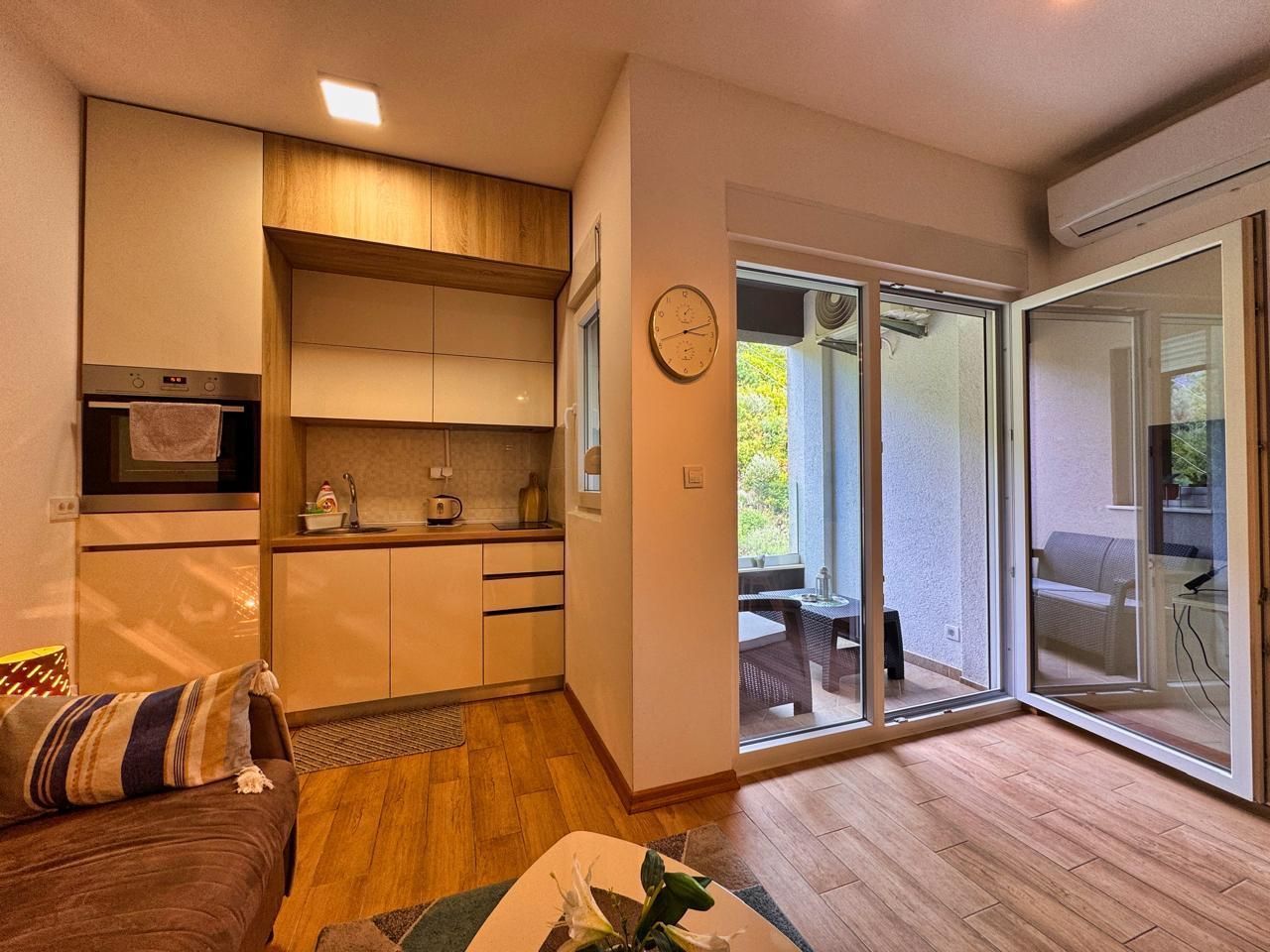 Prodaja garsonjere 29m² u kompleksu The Old Bakery, Budva - Amfora Real Estate