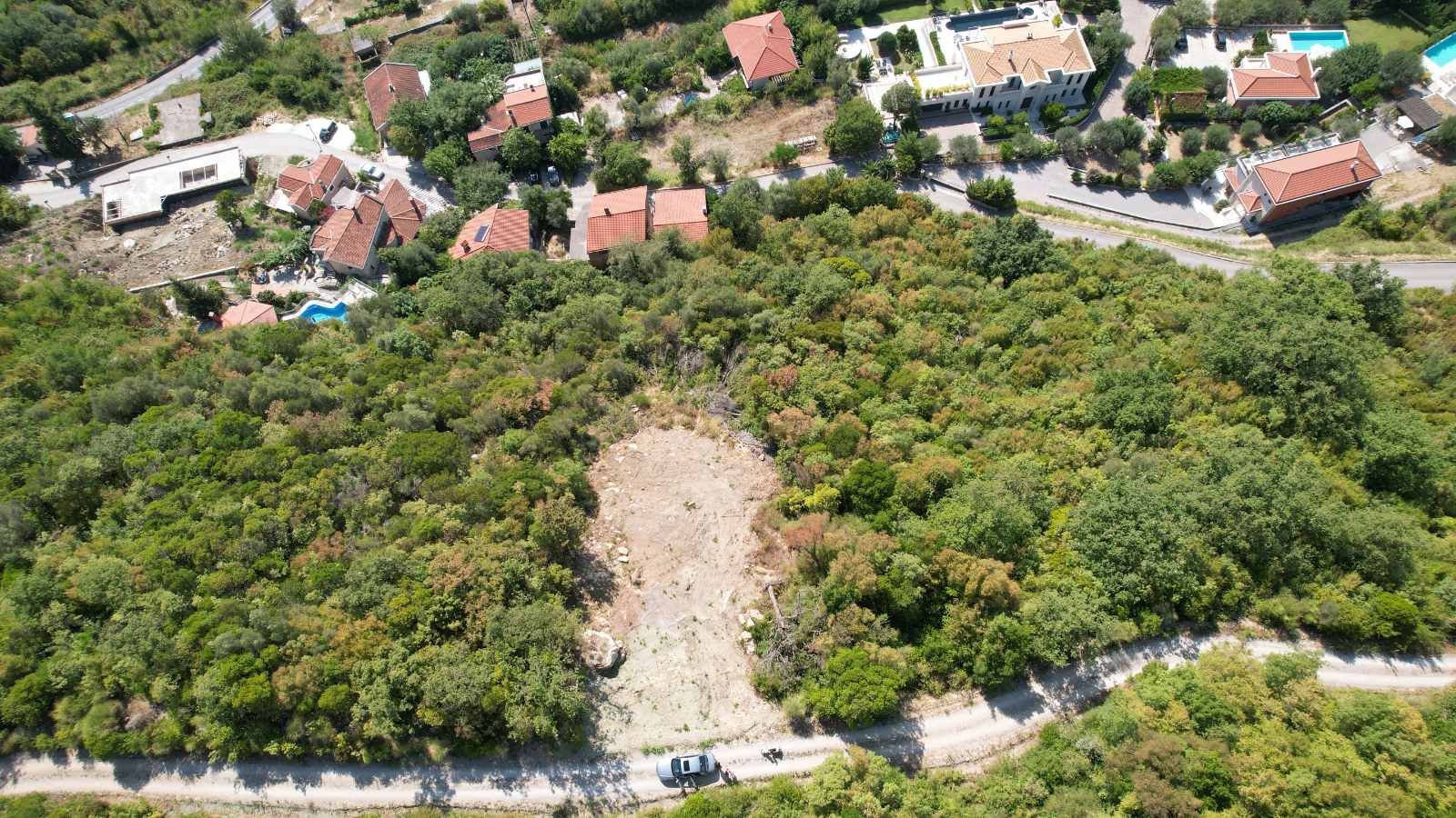 Prodaja neurbanizovanog zemljišta 1.000 m² sa pogledom na more – Svinjišta, Prijevor, Budva - Amfora Real Estate