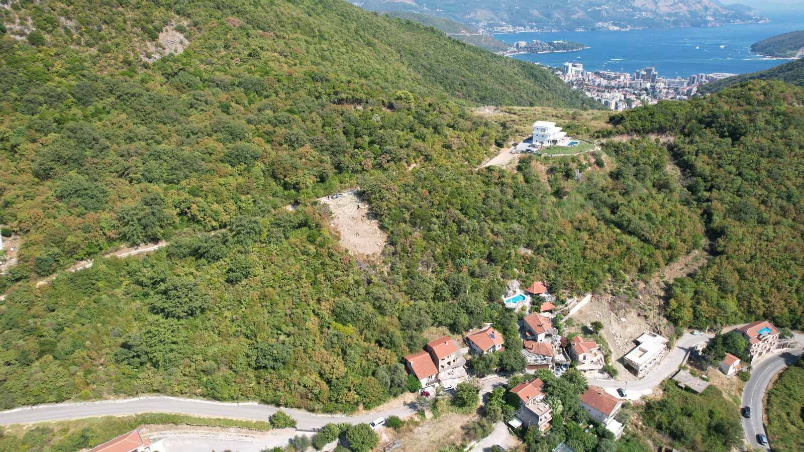 Prodaja neurbanizovanog zemljišta 1.000 m² sa pogledom na more – Svinjišta, Prijevor, Budva - Amfora Real Estate