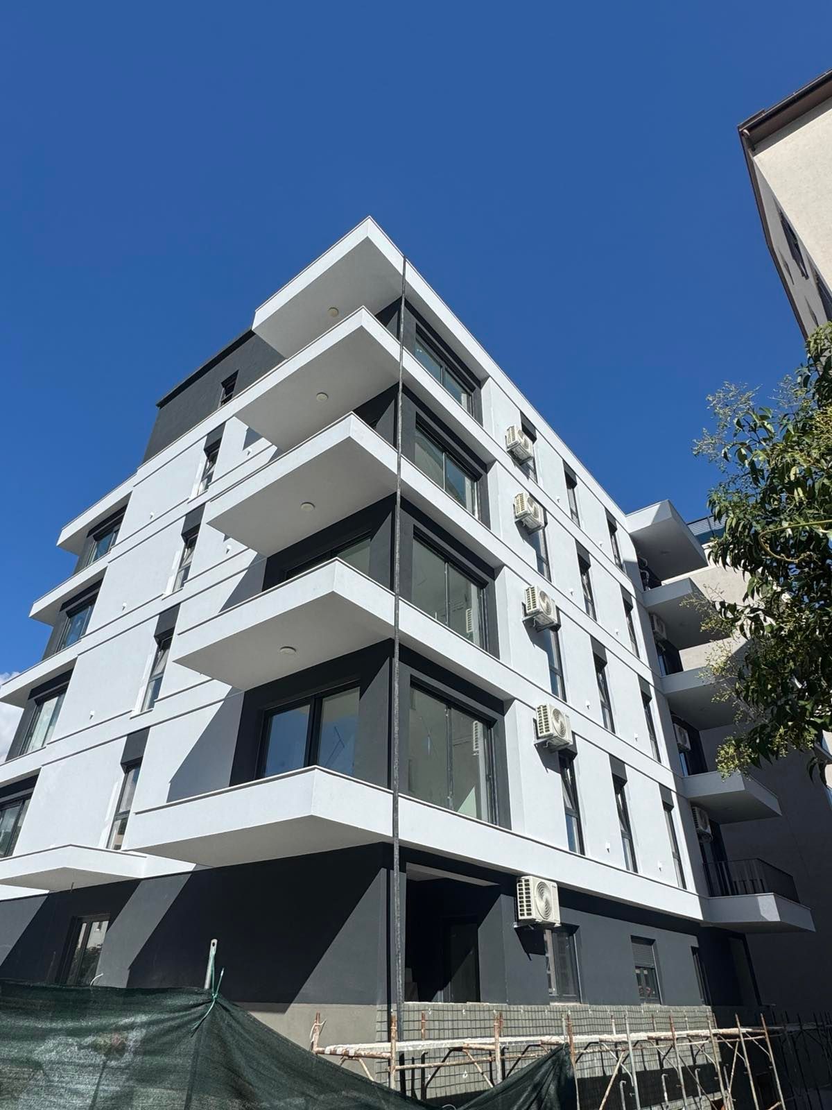 Prodaja Stanova u Izgradnji u Centru Budve-Dvosoban 69.84m2 - Amfora Real Estate