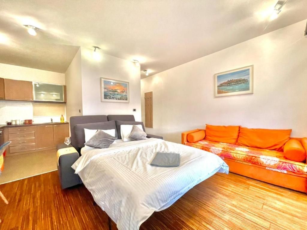 Prodaja garsonjere 36 m² sa bazenom i pogledom na more – Budva,Przno - Amfora Real Estate