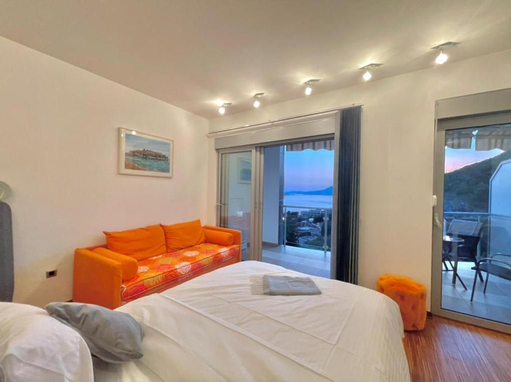 Prodaja garsonjere 36 m² sa bazenom i pogledom na more – Budva,Przno - Amfora Real Estate