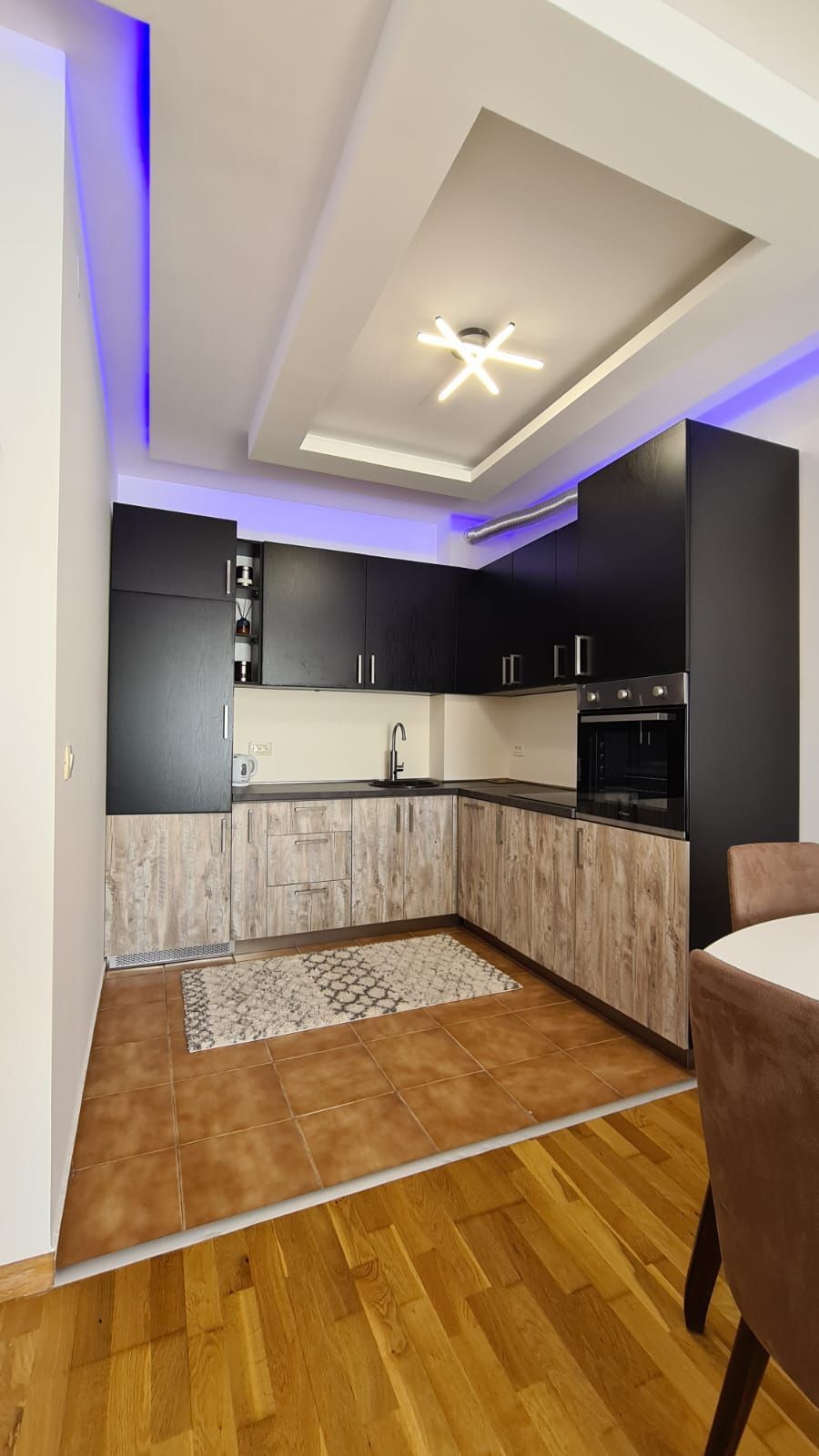 Izdavanje luksuznog jednosobnog stana 50 m² sa parking mestp, – Dubovica Lux, Budva (NA DUZI PERIOD) - Amfora Real Estate