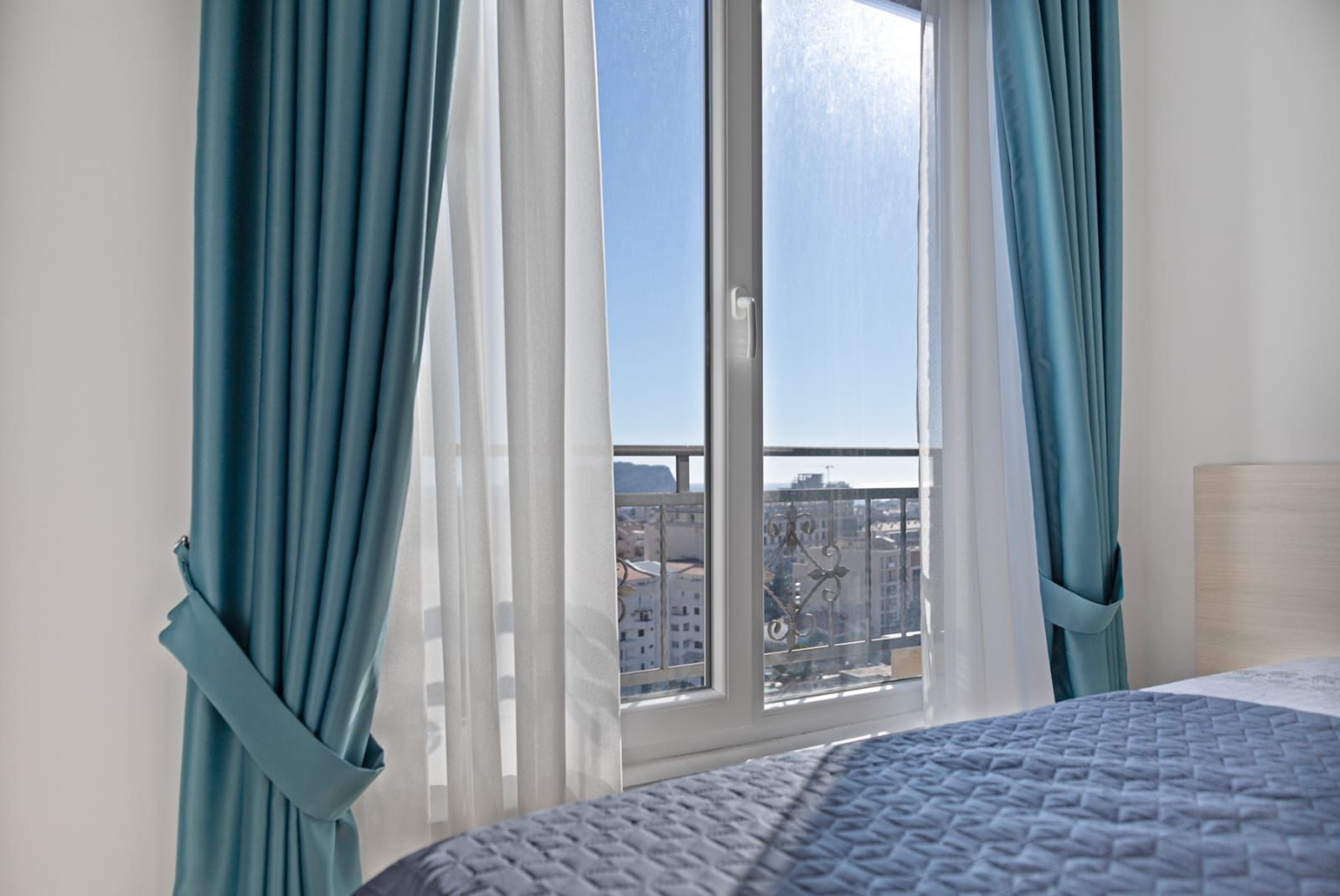 Izdavanje luksuznog jednosobnog stana 50 m² sa parking mestp, – Dubovica Lux, Budva (NA DUZI PERIOD) - Amfora Real Estate