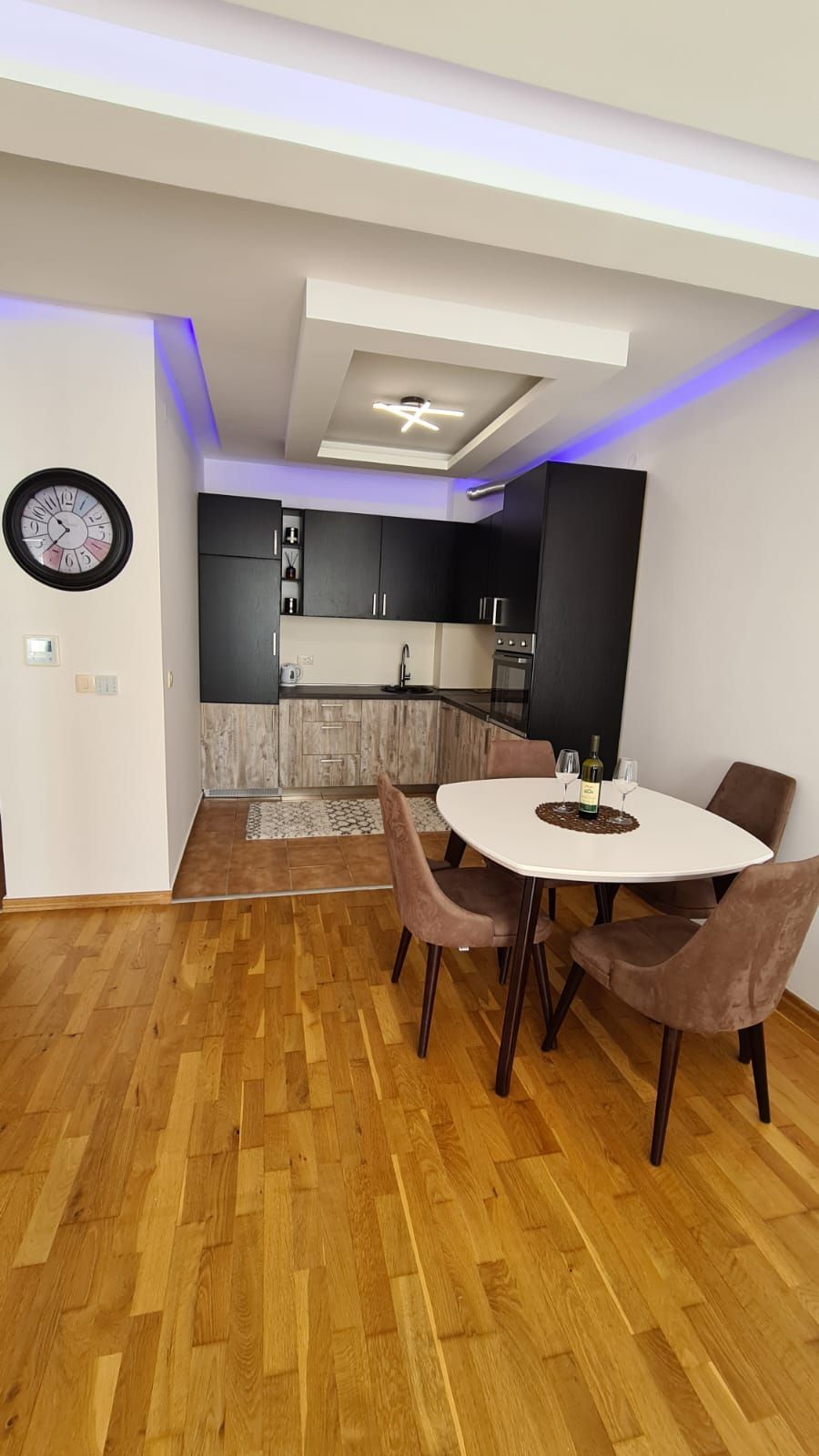 Izdavanje luksuznog jednosobnog stana 50 m² sa parking mestp, – Dubovica Lux, Budva (NA DUZI PERIOD) - Amfora Real Estate