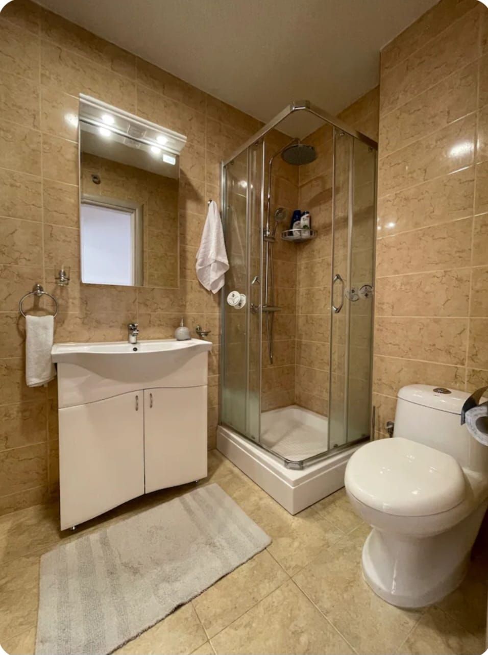 Izdavanje luksuznog jednosobnog stana 50 m² sa parking mestp, – Dubovica Lux, Budva (NA DUZI PERIOD) - Amfora Real Estate