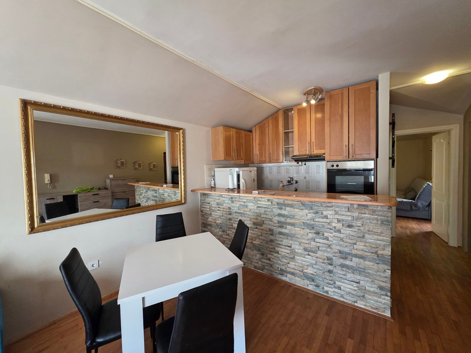 Prodaja funkcionalnog dvosobnog stana 59 m² sa terasama – Budva,Babilonija - Amfora Real Estate