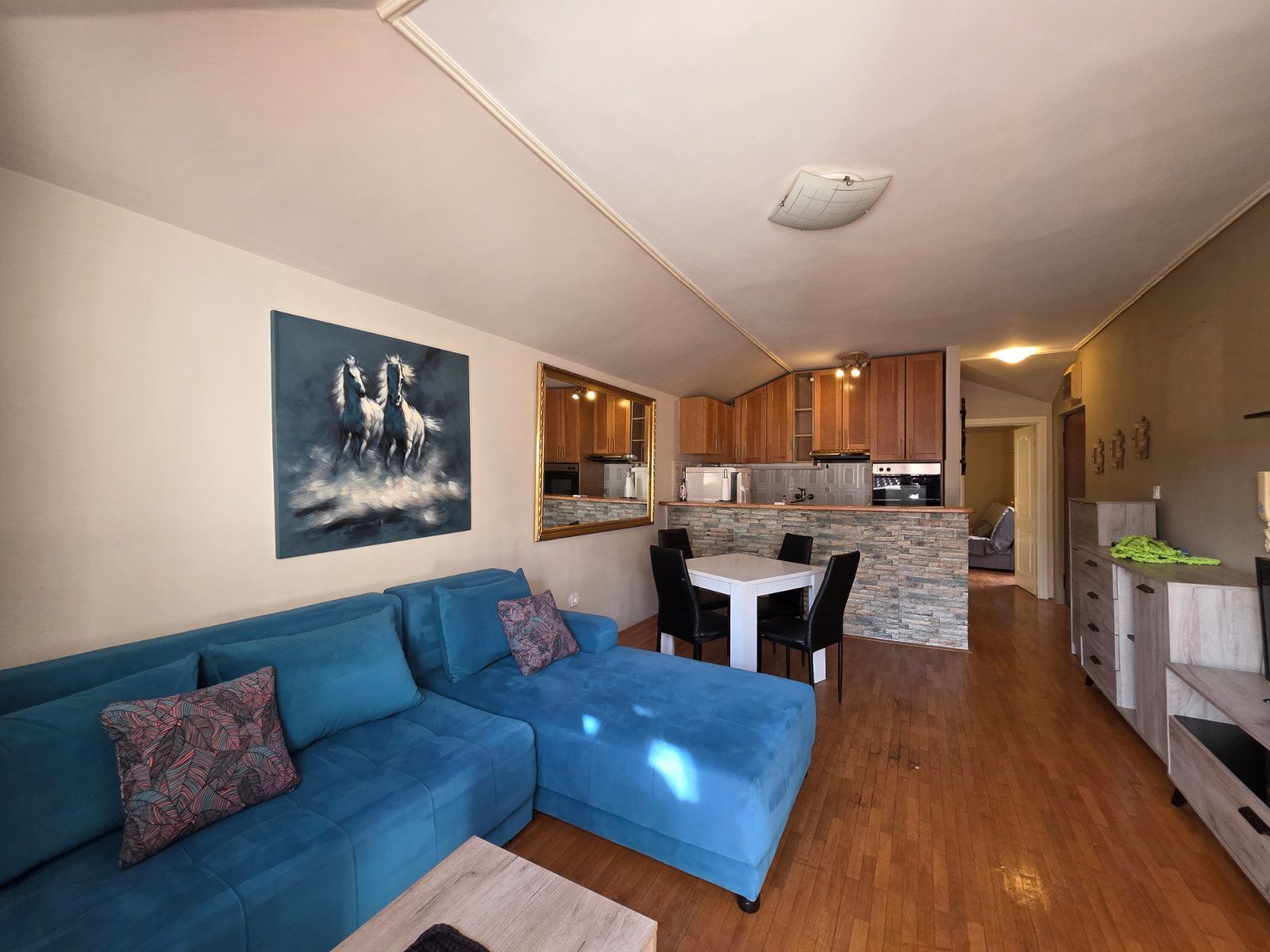 Prodaja funkcionalnog dvosobnog stana 59 m² sa terasama – Budva,Babilonija - Amfora Real Estate