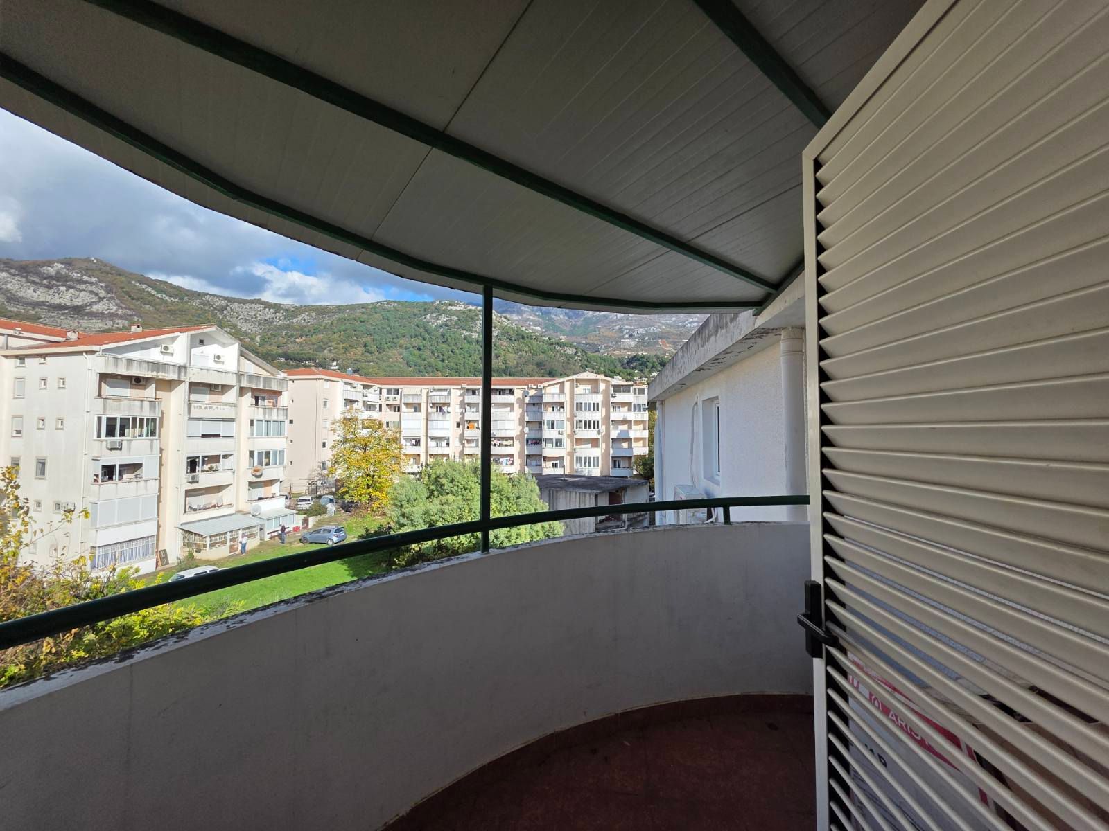 Prodaja funkcionalnog dvosobnog stana 59 m² sa terasama – Budva,Babilonija - Amfora Real Estate