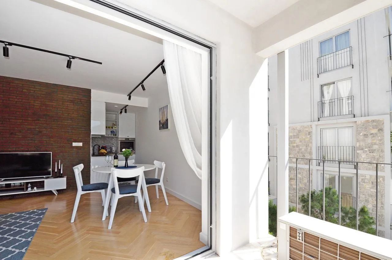 Jednosoban moderno opremljen stan sa pogledom na more 52m2 - Dobrota,Kotor - Amfora Real Estate