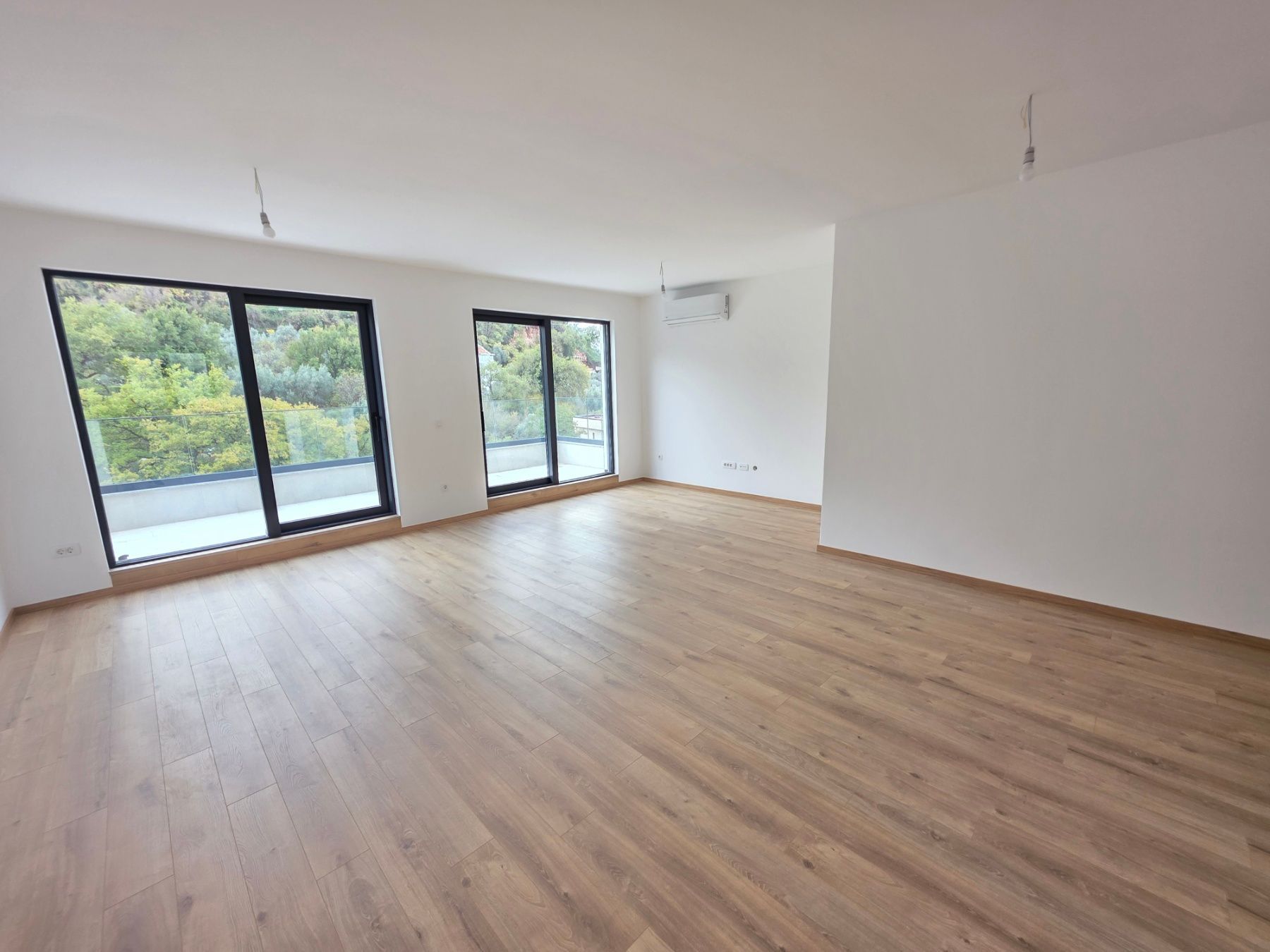 Prodaja dvosobnog stana 114m² u novogradnji sa pogledom na more,parkingom i oslobođenjem od poreza na prenos– Kamenovo, Budva - Amfora Real Estate