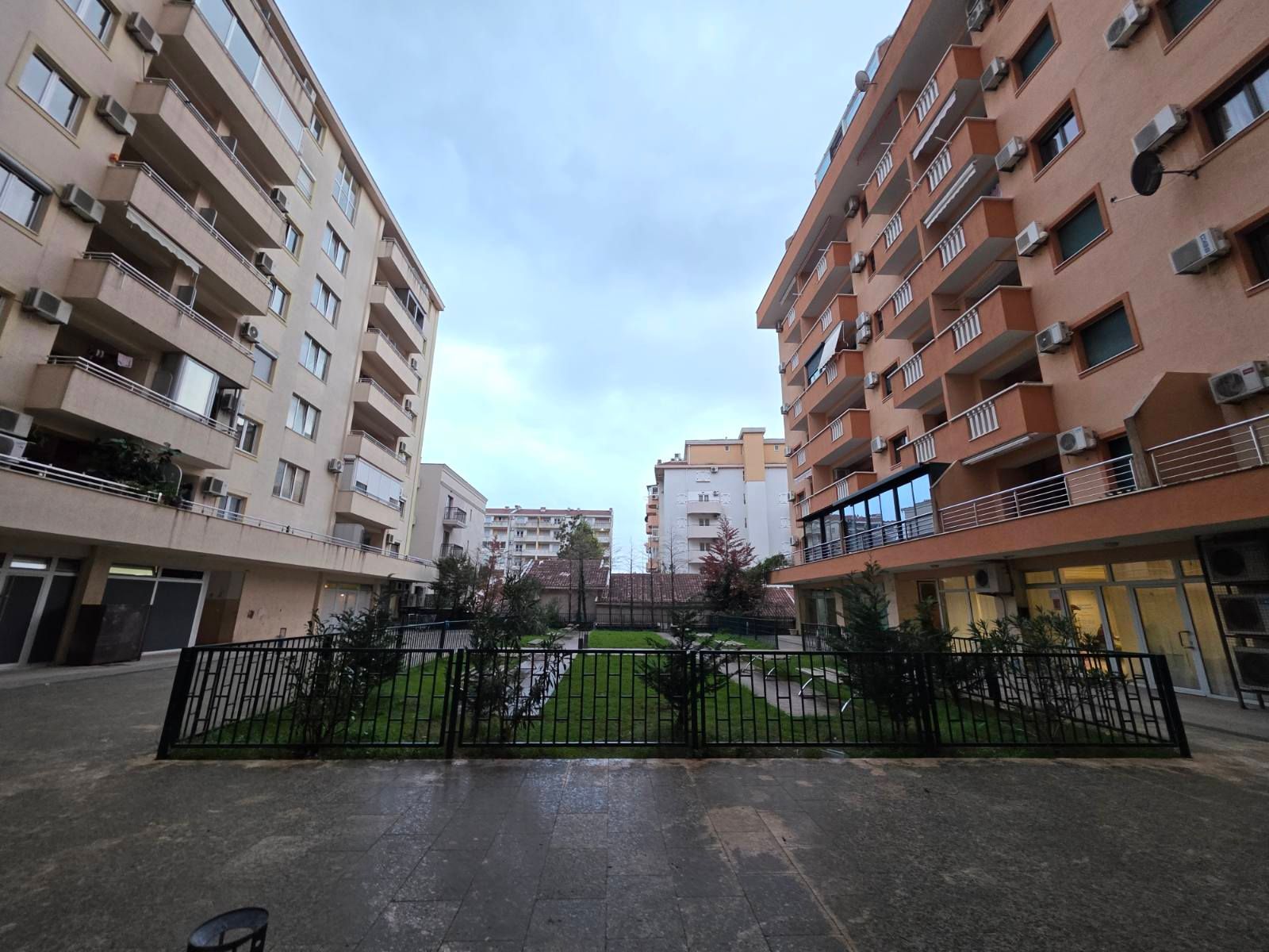 Poslovni prostor 39 m² na atraktivnoj lokaciji – Rozino, Budva - Amfora Real Estate