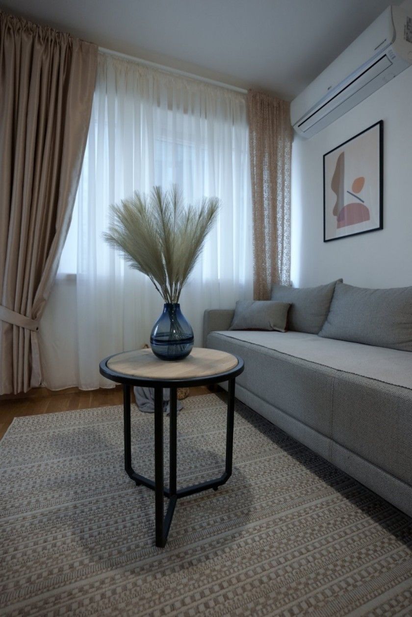 Prodaja jednosobnog luksuznog stana na prvoj liniji mora – Centar Budve, 36 m² - Amfora Real Estate