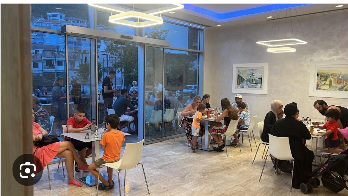 Izdavanje opremljenog poslovnog prostora (restorana) u Budvi, Rozino – 90 m² sa terasom i magacinom (Na duzi period) - Amfora Real Estate