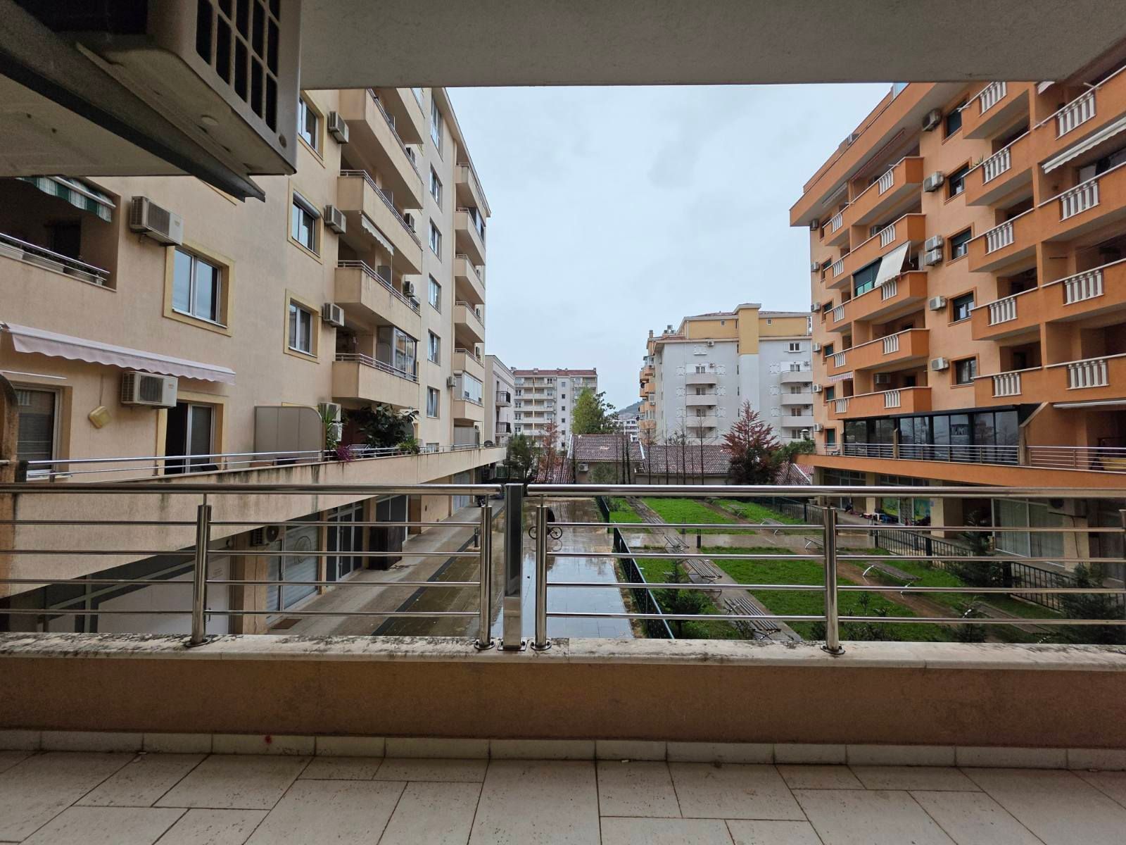 Prodaja poslovnog prostora 100 m² – Rozino, Budva, atraktivna lokacija - Amfora Real Estate
