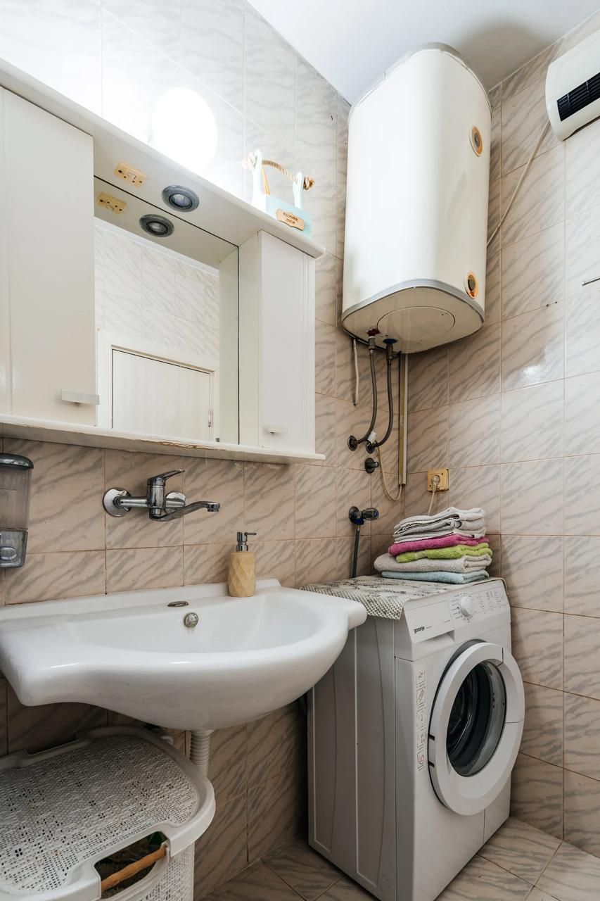 Dvosoban stan sa parking mestom 58m2 kod nove škole- Budva, Babilonija - Amfora Real Estate