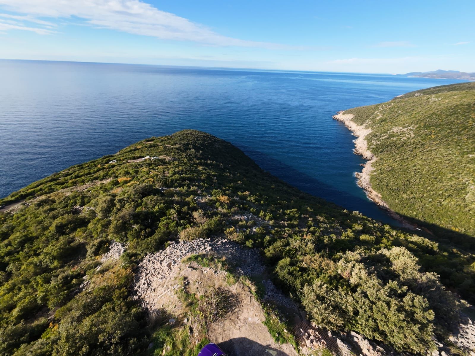 Na prodaju jedinstven plac na samoj obali mora – Zagora, opština Kotor, 1.050 m² - Amfora Real Estate