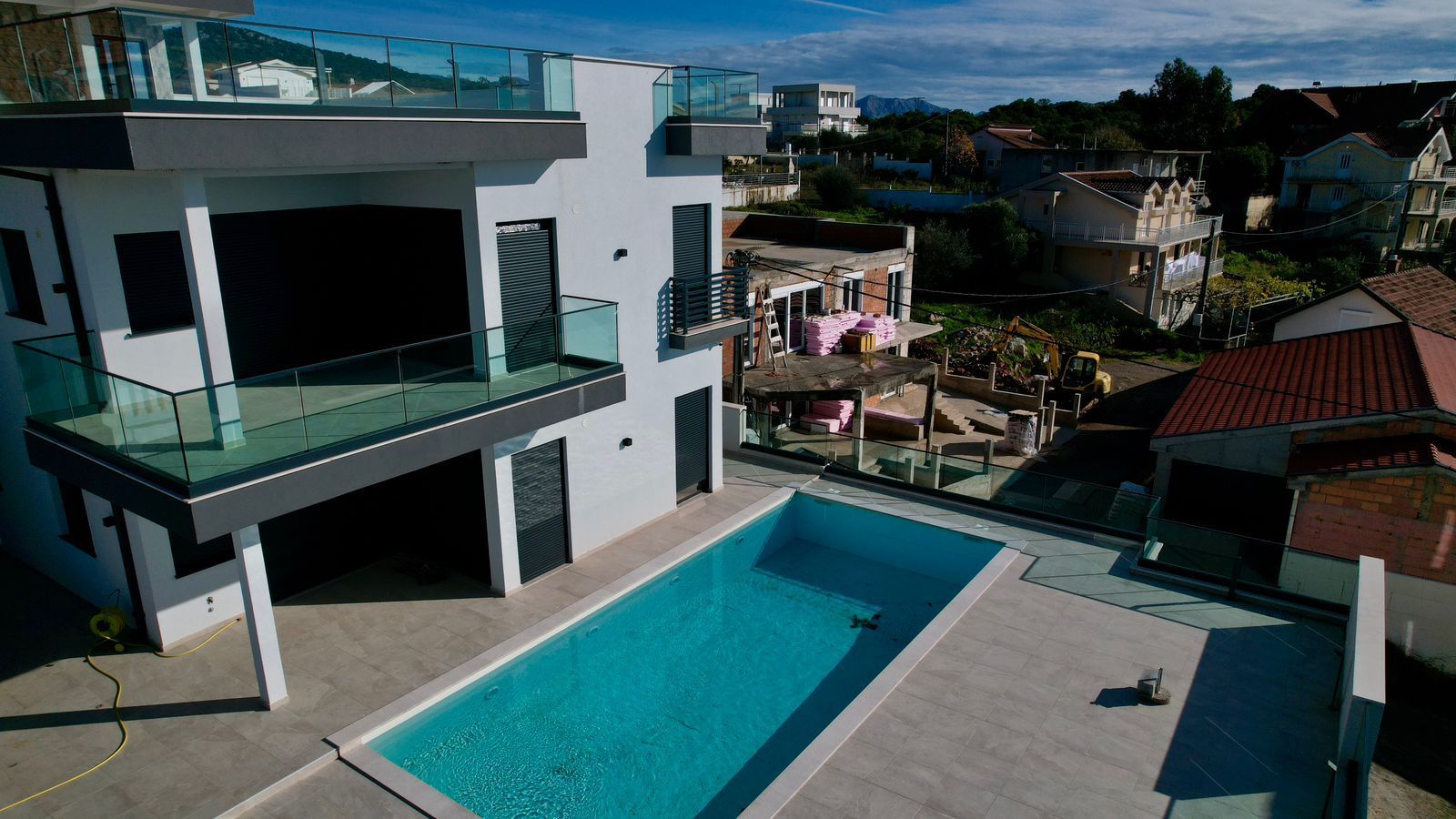 Nova ekskluzivna moderna vila sa bazenom i panoramskim pogledom– Krimovica, Kotor - Amfora Real Estate