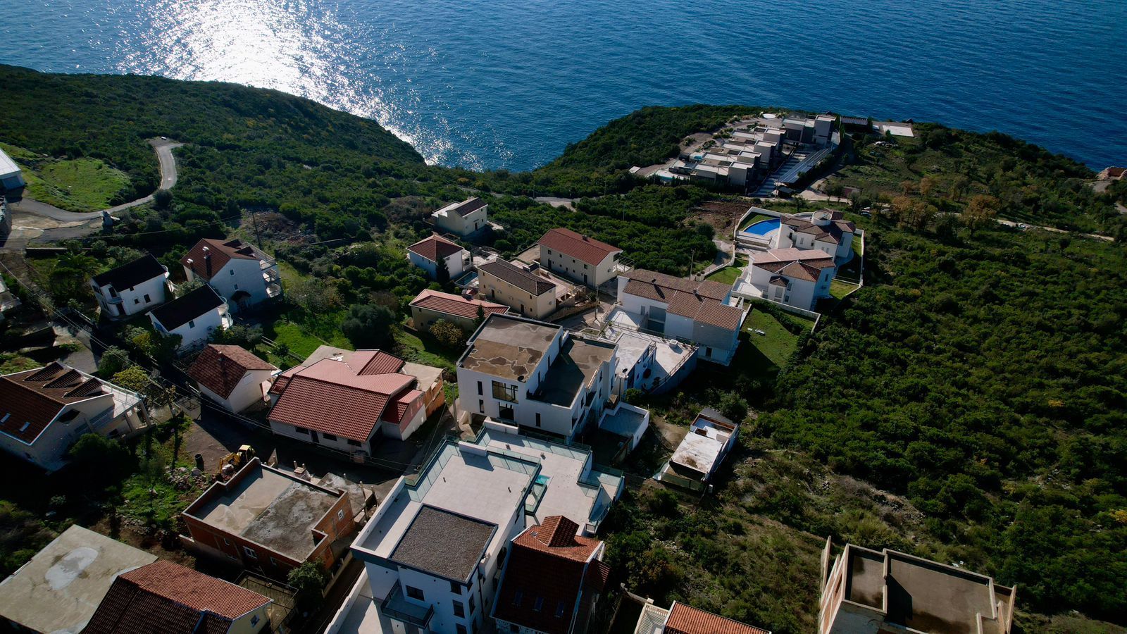 Nova ekskluzivna moderna vila sa bazenom i panoramskim pogledom– Krimovica, Kotor - Amfora Real Estate