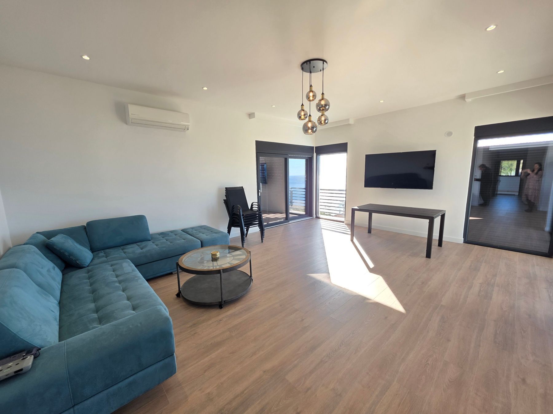 Nova ekskluzivna moderna vila sa bazenom i panoramskim pogledom– Krimovica, Kotor - Amfora Real Estate