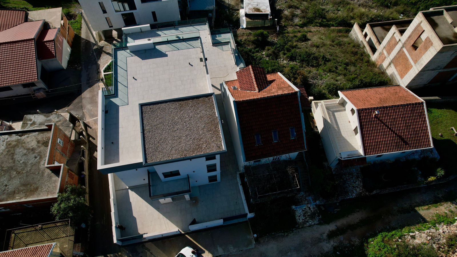 Nova ekskluzivna moderna vila sa bazenom i panoramskim pogledom– Krimovica, Kotor - Amfora Real Estate