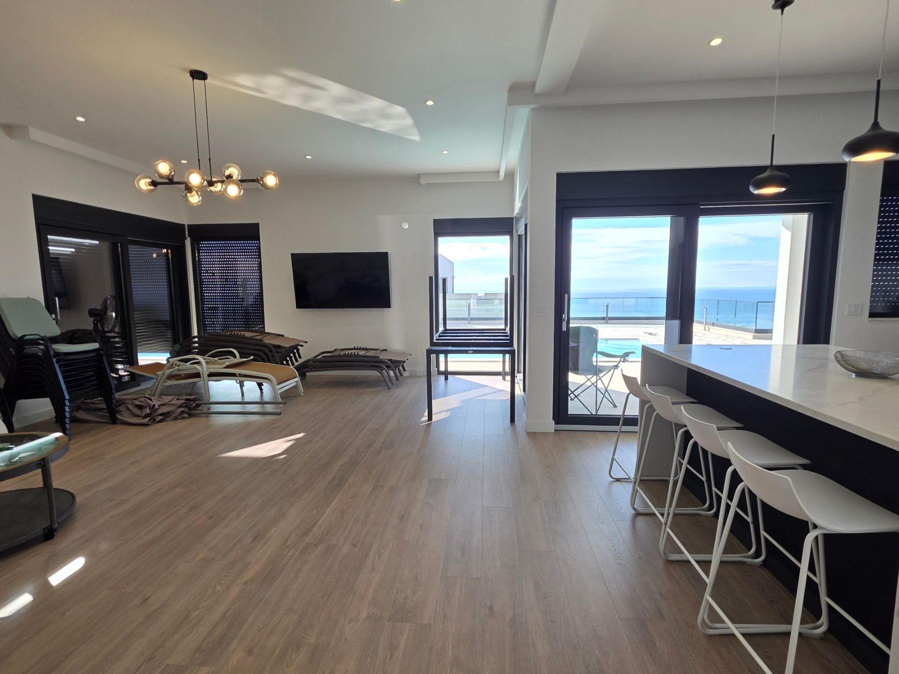 Nova ekskluzivna moderna vila sa bazenom i panoramskim pogledom– Krimovica, Kotor - Amfora Real Estate