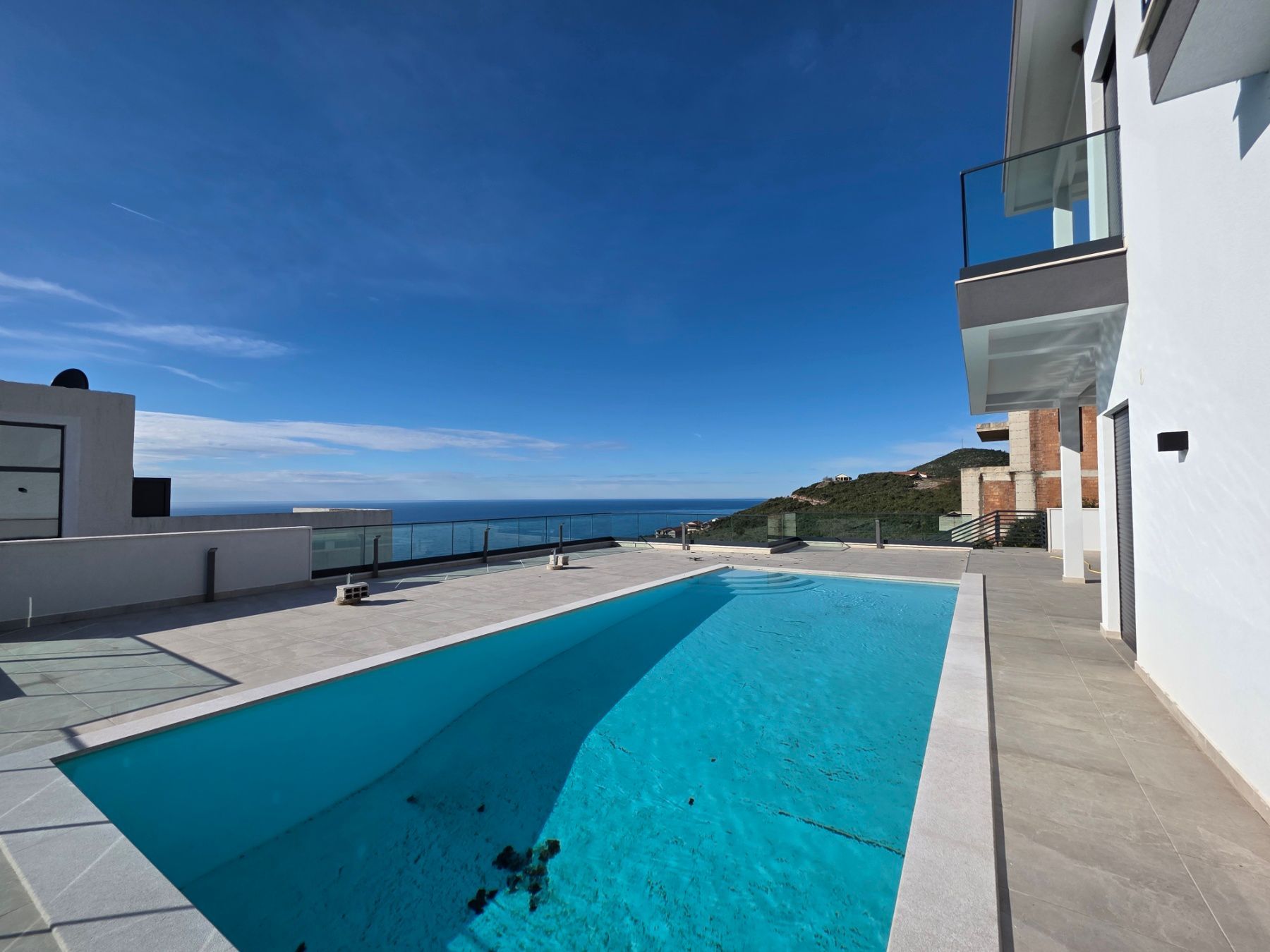 Nova ekskluzivna moderna vila sa bazenom i panoramskim pogledom– Krimovica, Kotor - Amfora Real Estate