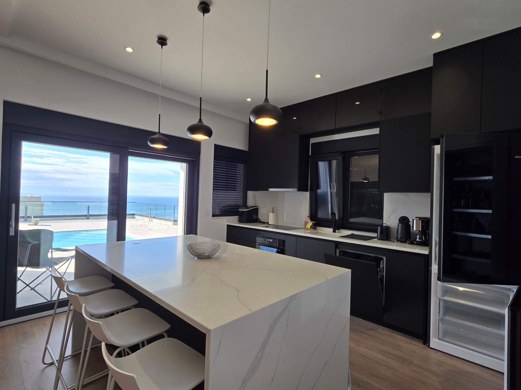 Nova ekskluzivna moderna vila sa bazenom i panoramskim pogledom– Krimovica, Kotor - Amfora Real Estate