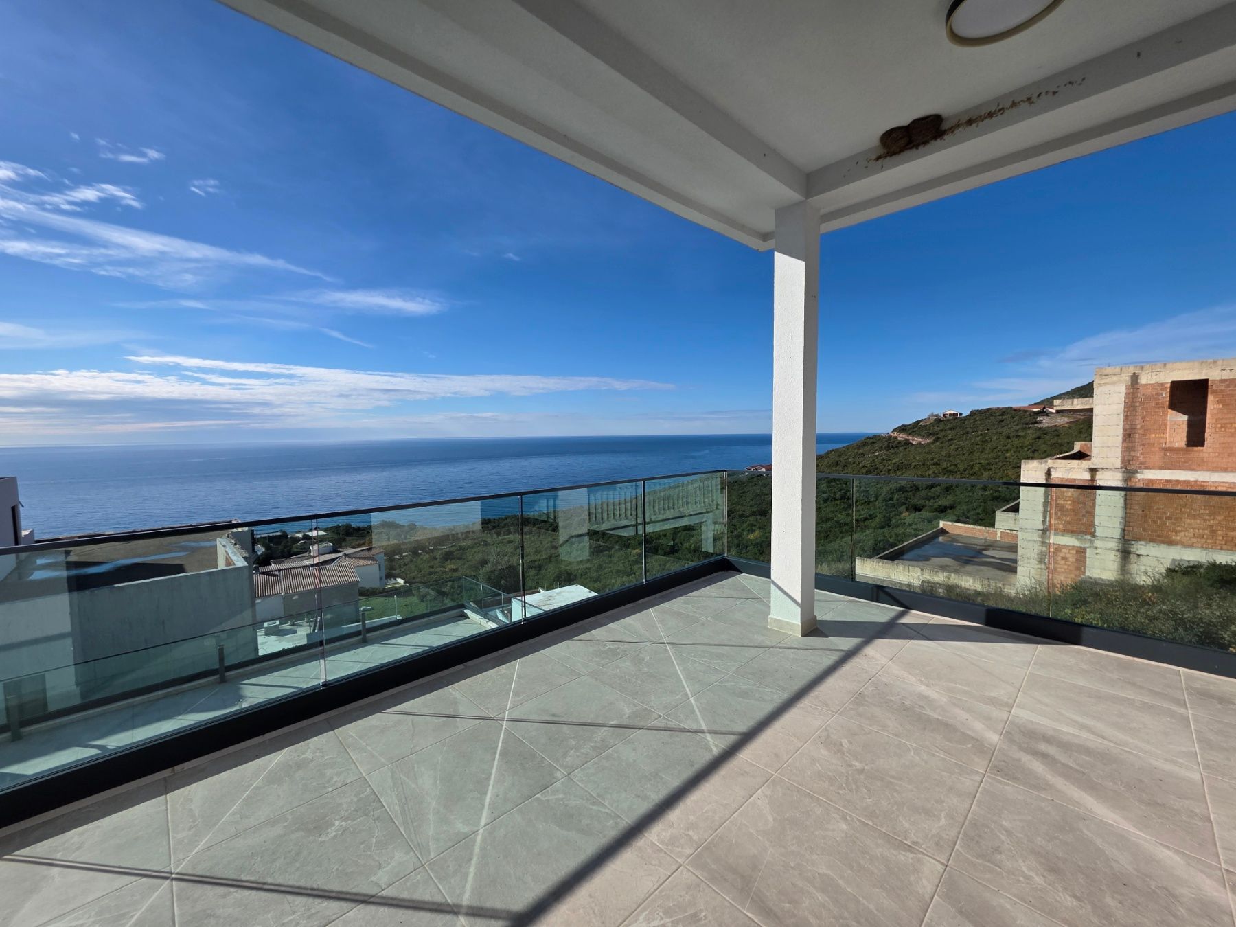 Nova ekskluzivna moderna vila sa bazenom i panoramskim pogledom– Krimovica, Kotor - Amfora Real Estate