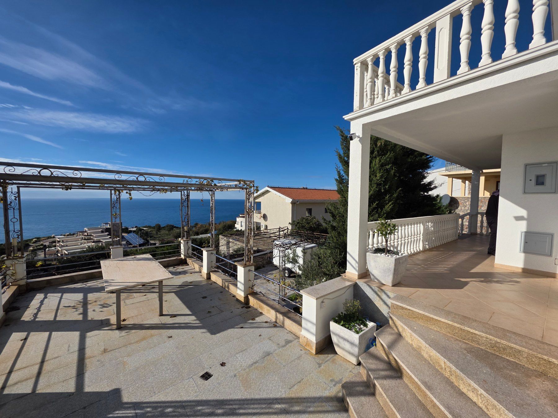 Prodaja kuće 160 m² sa panoramskim pogledom na more – Krimovica, opština Kotor - Amfora Real Estate