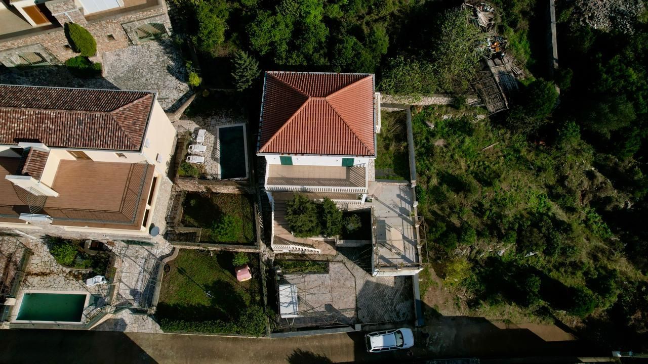 Prodaja kuće 160 m² sa panoramskim pogledom na more – Krimovica, opština Kotor - Amfora Real Estate