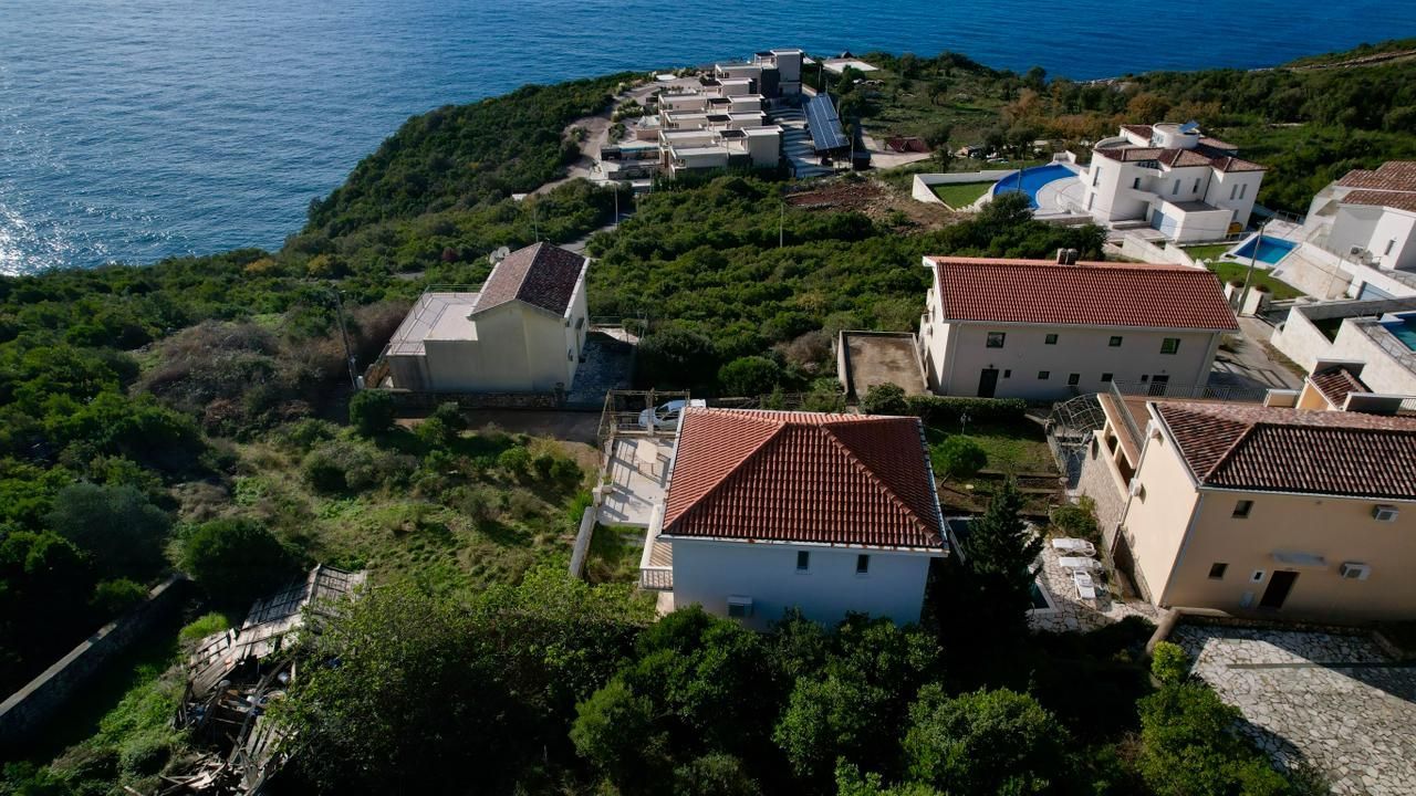 Prodaja kuće 160 m² sa panoramskim pogledom na more – Krimovica, opština Kotor - Amfora Real Estate