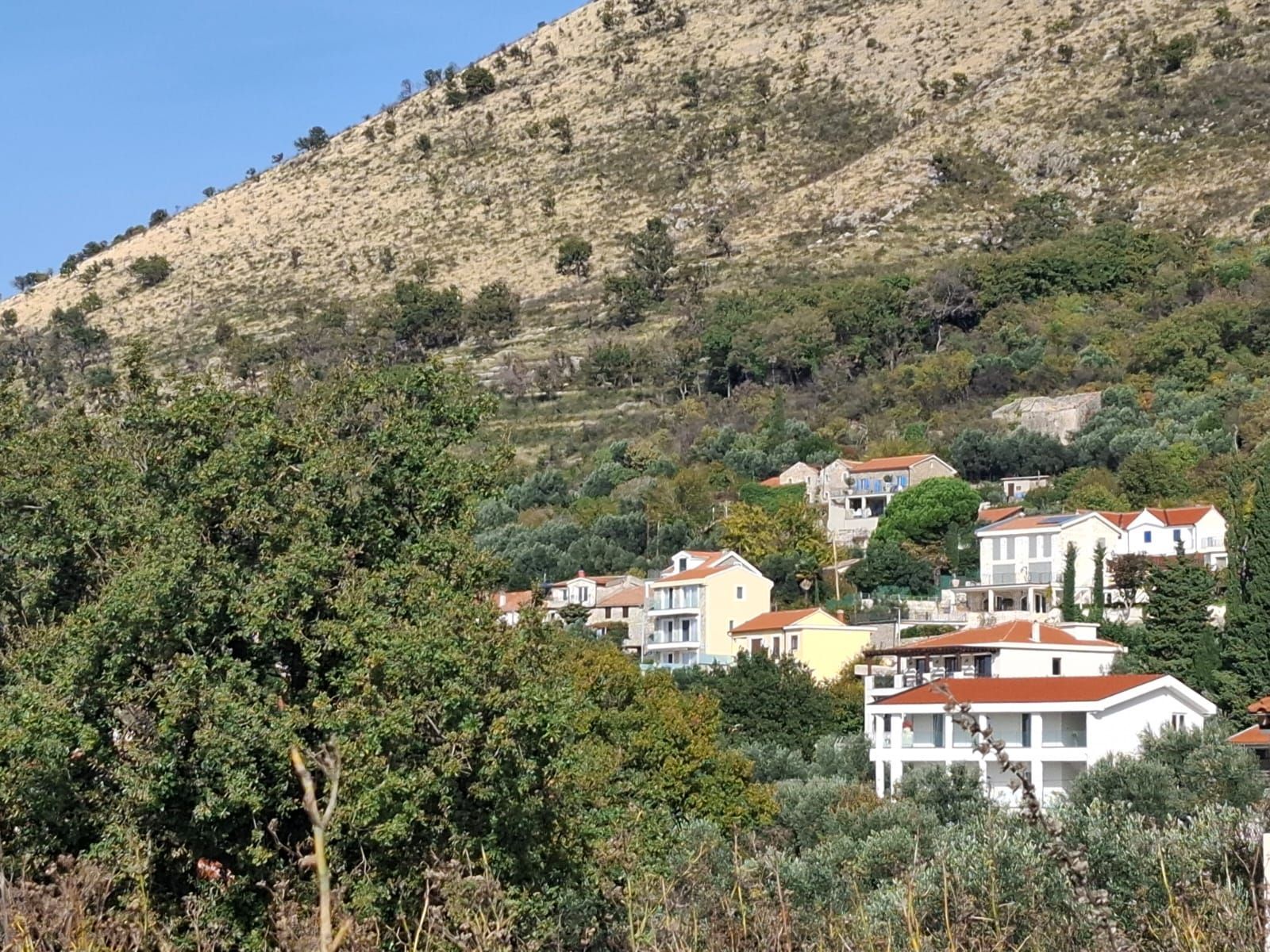 Autentična kamena vila sa panoramskim pogledom na more – Reževići Katun, Budvanska rivijera - Amfora Real Estate