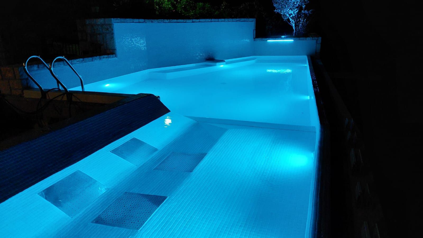 Autentična kamena vila sa panoramskim pogledom na more – Reževići Katun, Budvanska rivijera - Amfora Real Estate