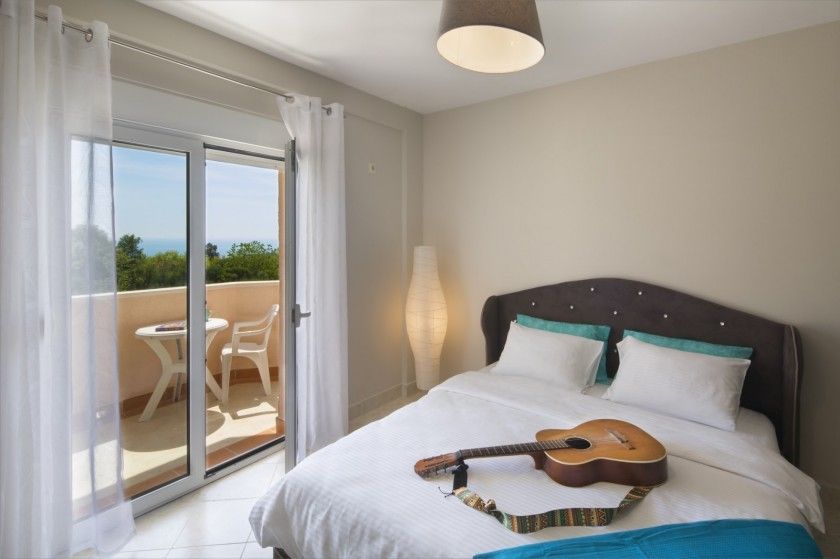 Renoviran studio apartman 36 m² sa pogledom na more – Seoce, Budva - Amfora Real Estate