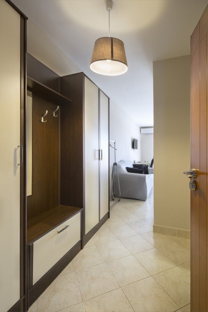 Renoviran studio apartman 36 m² sa pogledom na more – Seoce, Budva - Amfora Real Estate