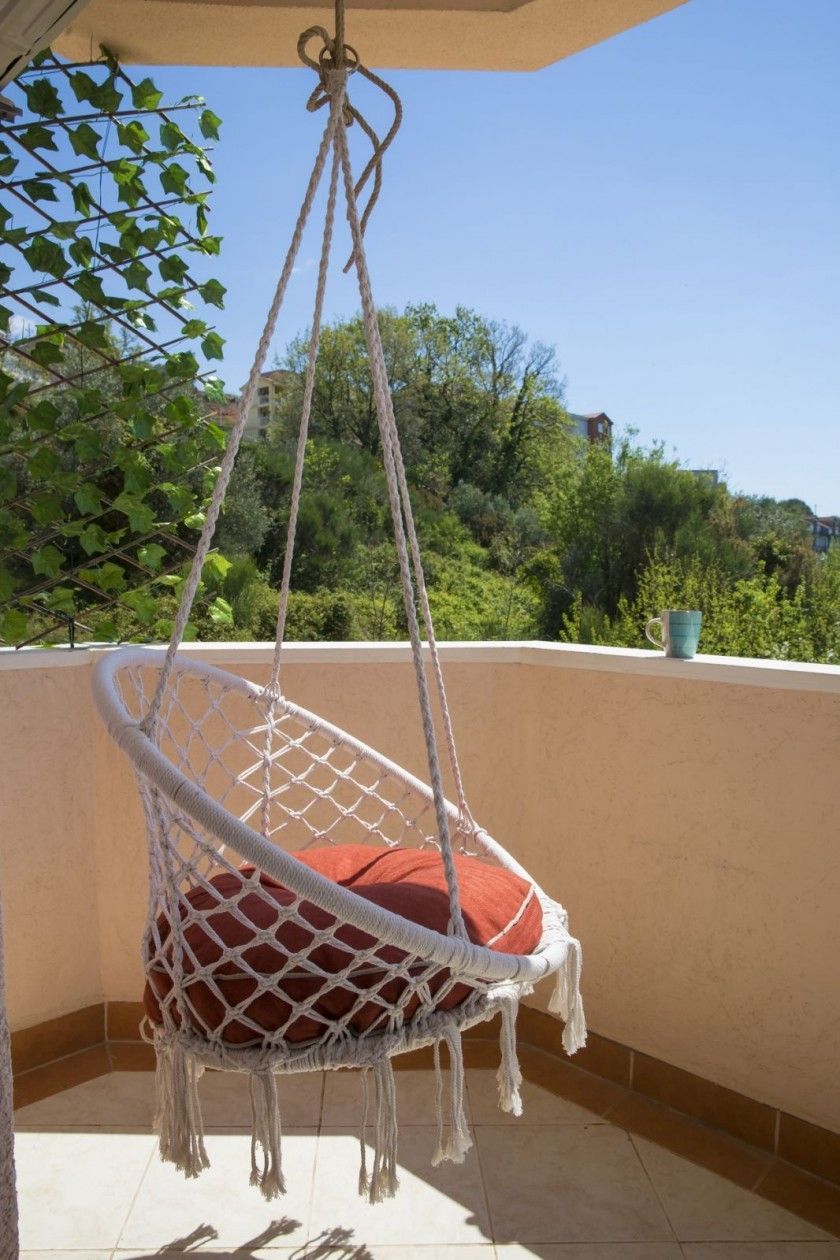 Renoviran studio apartman 36 m² sa pogledom na more – Seoce, Budva - Amfora Real Estate