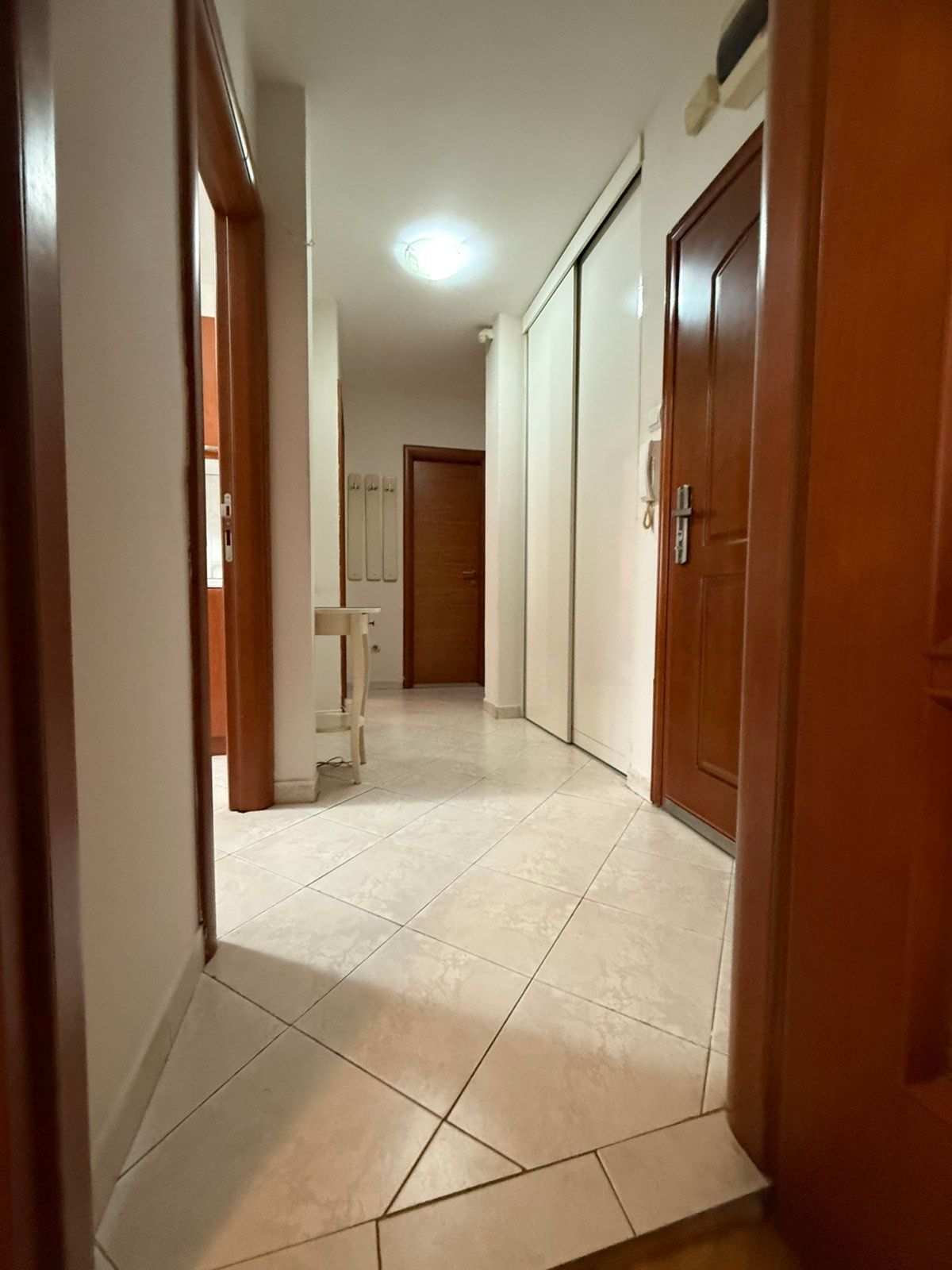 Potpuno renoviran i opremljen jednosoban stan 63 m² – Bulevar, Podgorica - Amfora Real Estate