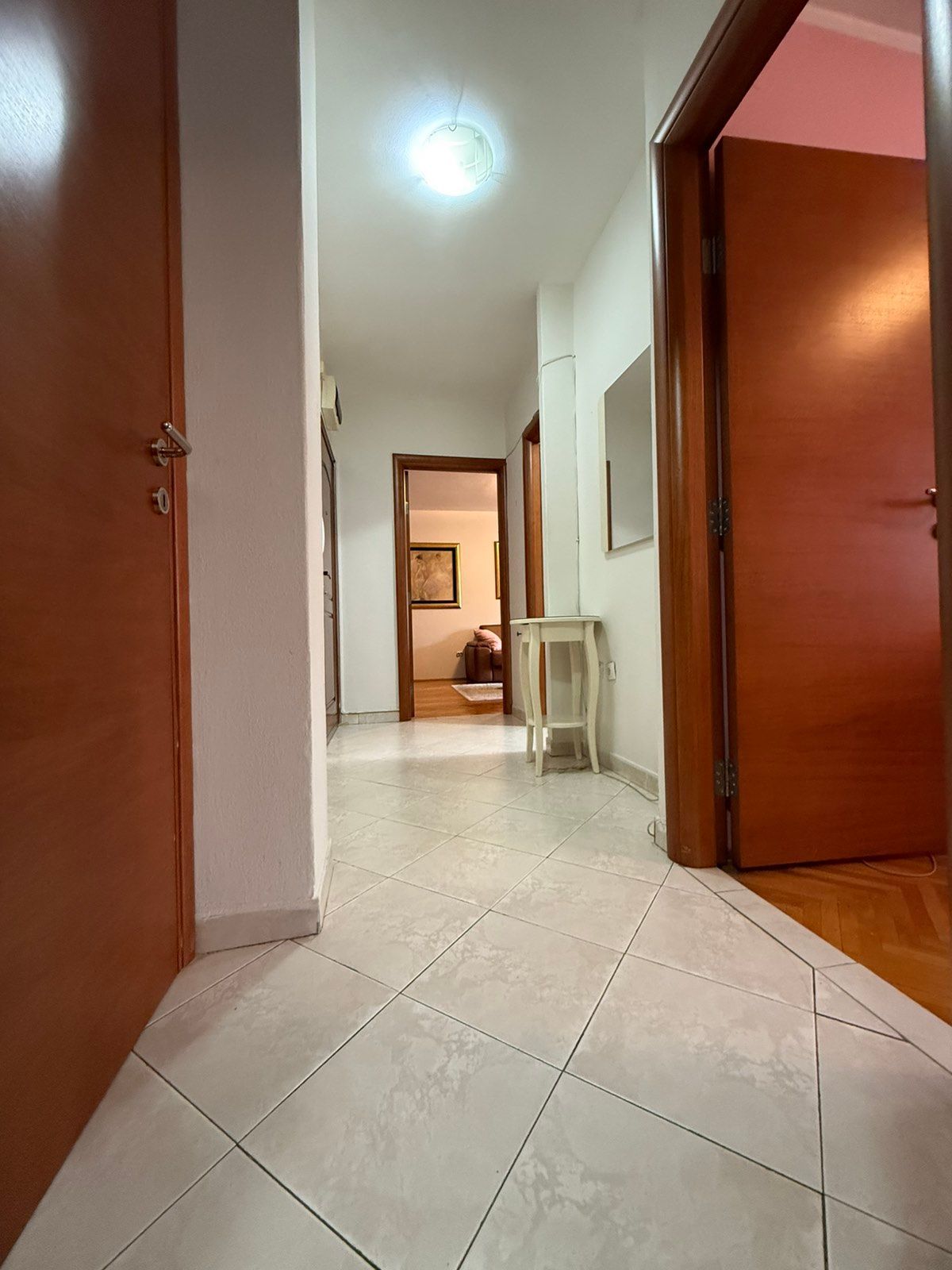 Potpuno renoviran i opremljen jednosoban stan 63 m² – Bulevar, Podgorica - Amfora Real Estate