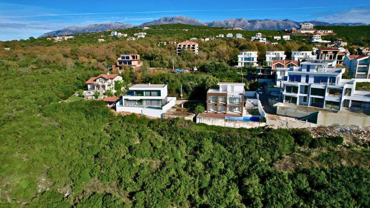 Na prodaju zemljiste sa panoramskim pogledom na more – Krimovica, opština Kotor, 1000m² - Amfora Real Estate