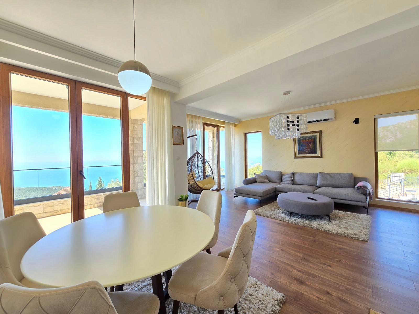 Prodaja – Luksuzna novoizgrađena vila 249 m² + teretana 35 m² sa bazenom i panoramskim pogledom na more – Kuljače, Budva - Amfora Real Estate